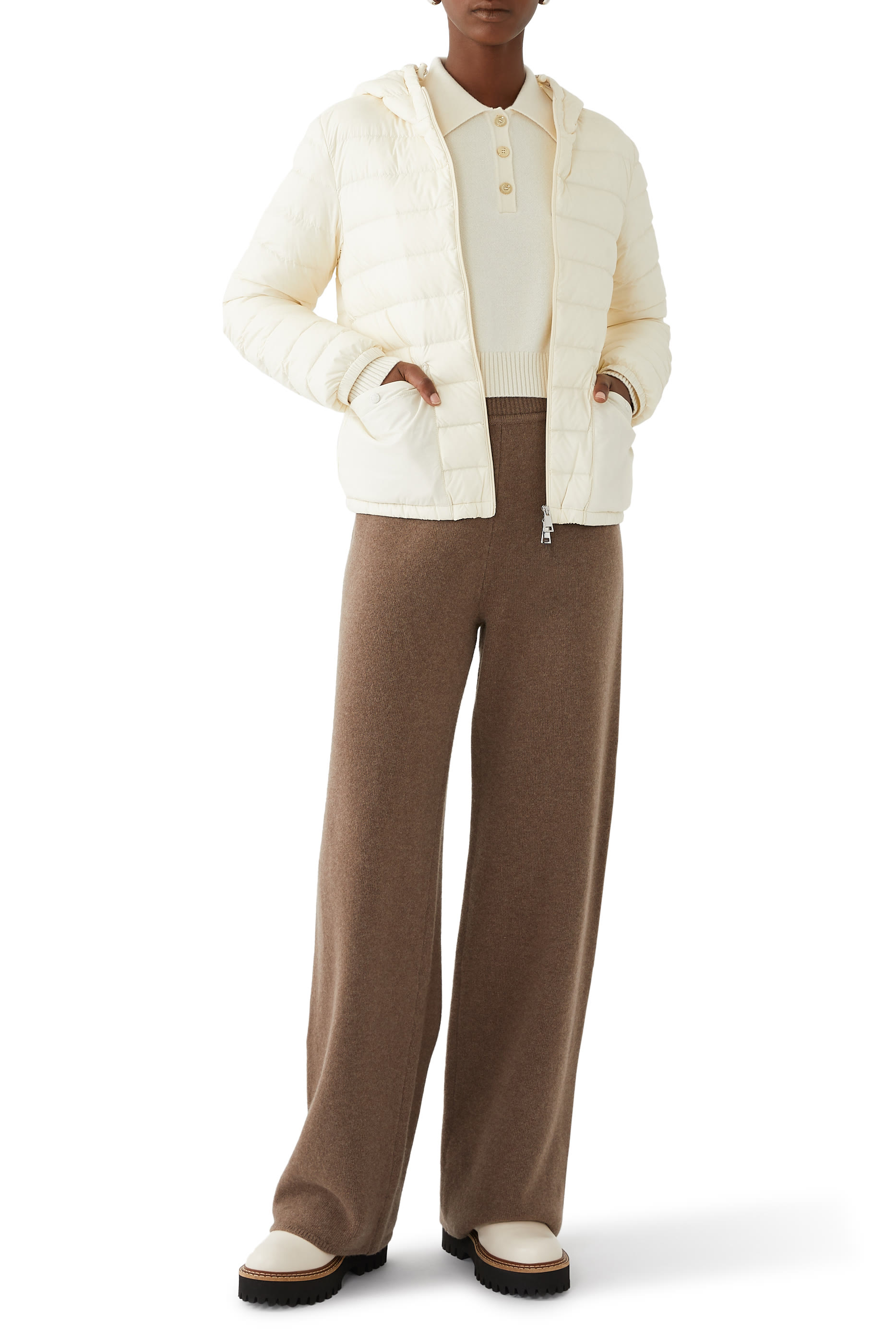 جاكيت هيدي بغطاء للرأس