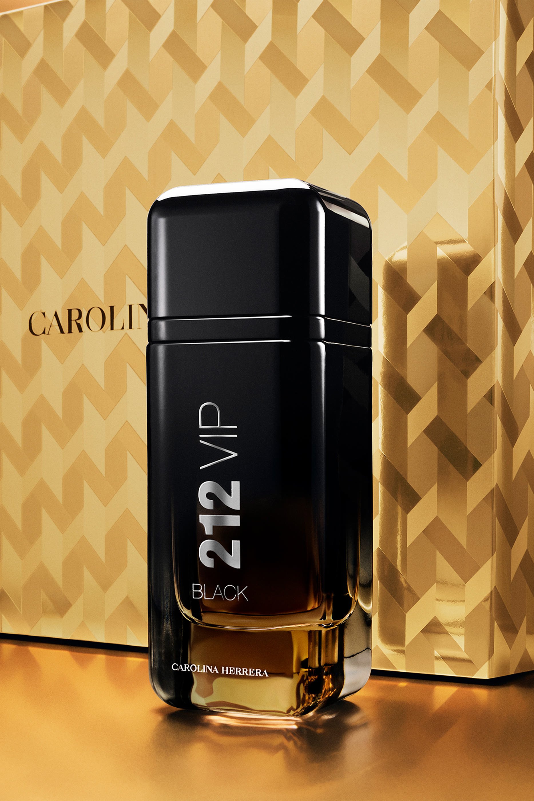 مجموعة هدية 212 في اي بي بلاك