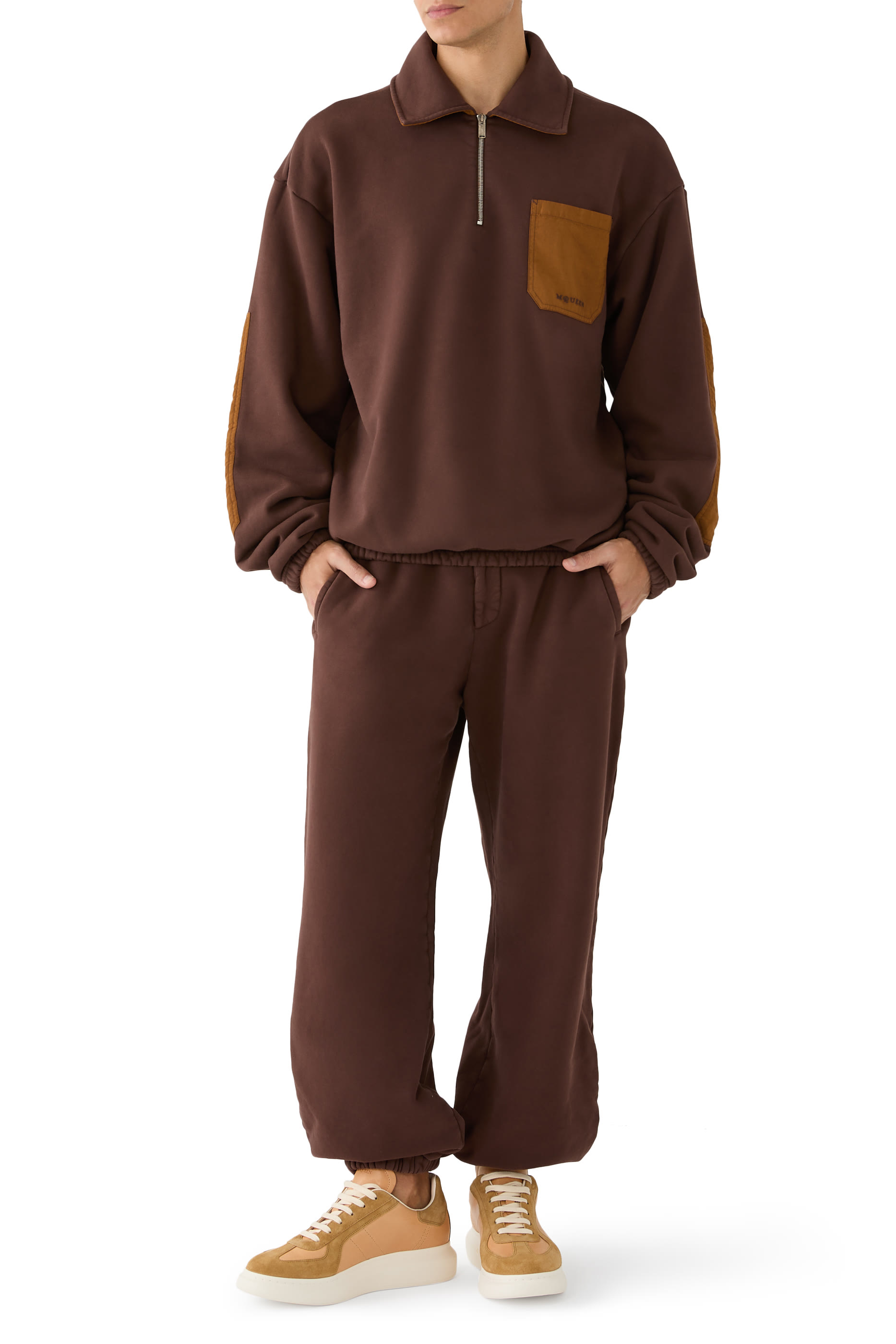 بلوزة رياضية بنصف سحاب