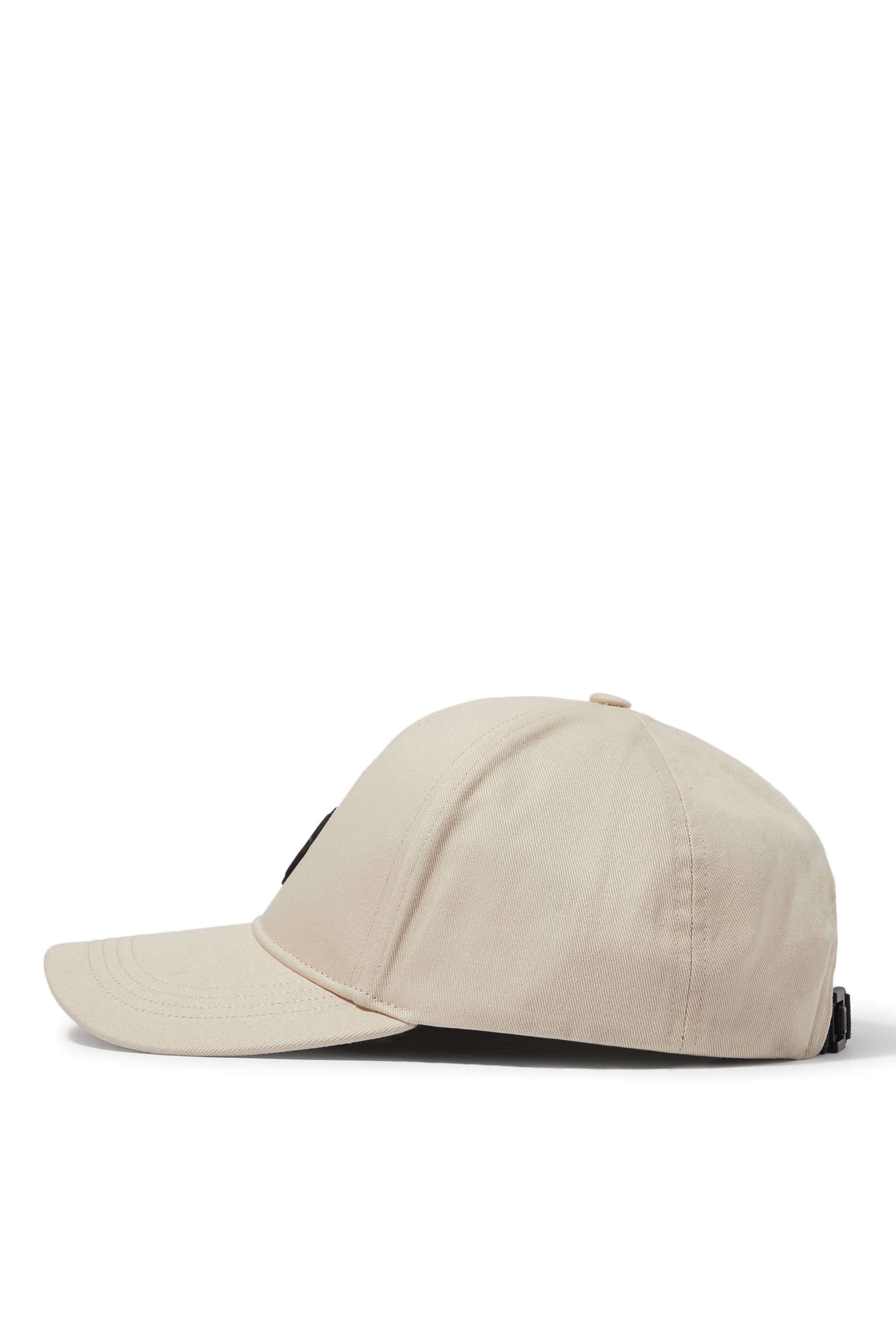 كاب بيسبول بشعار الماركة