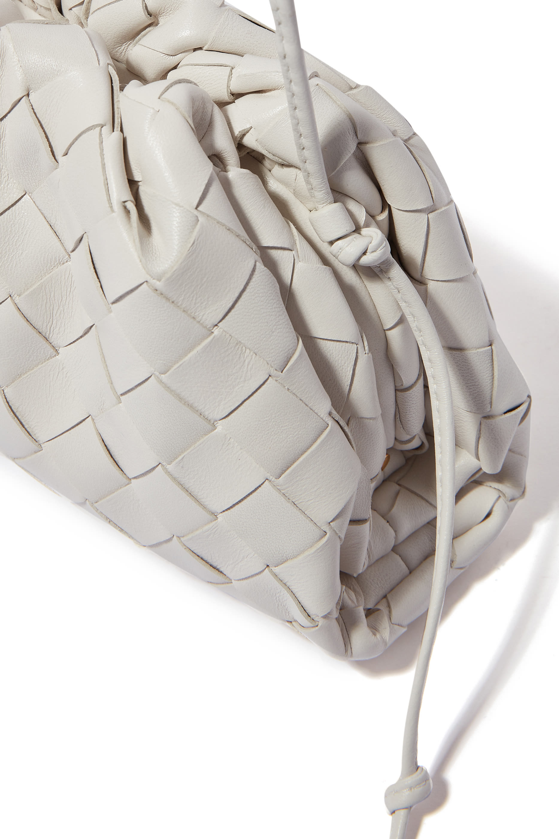 حقيبة صغيرة