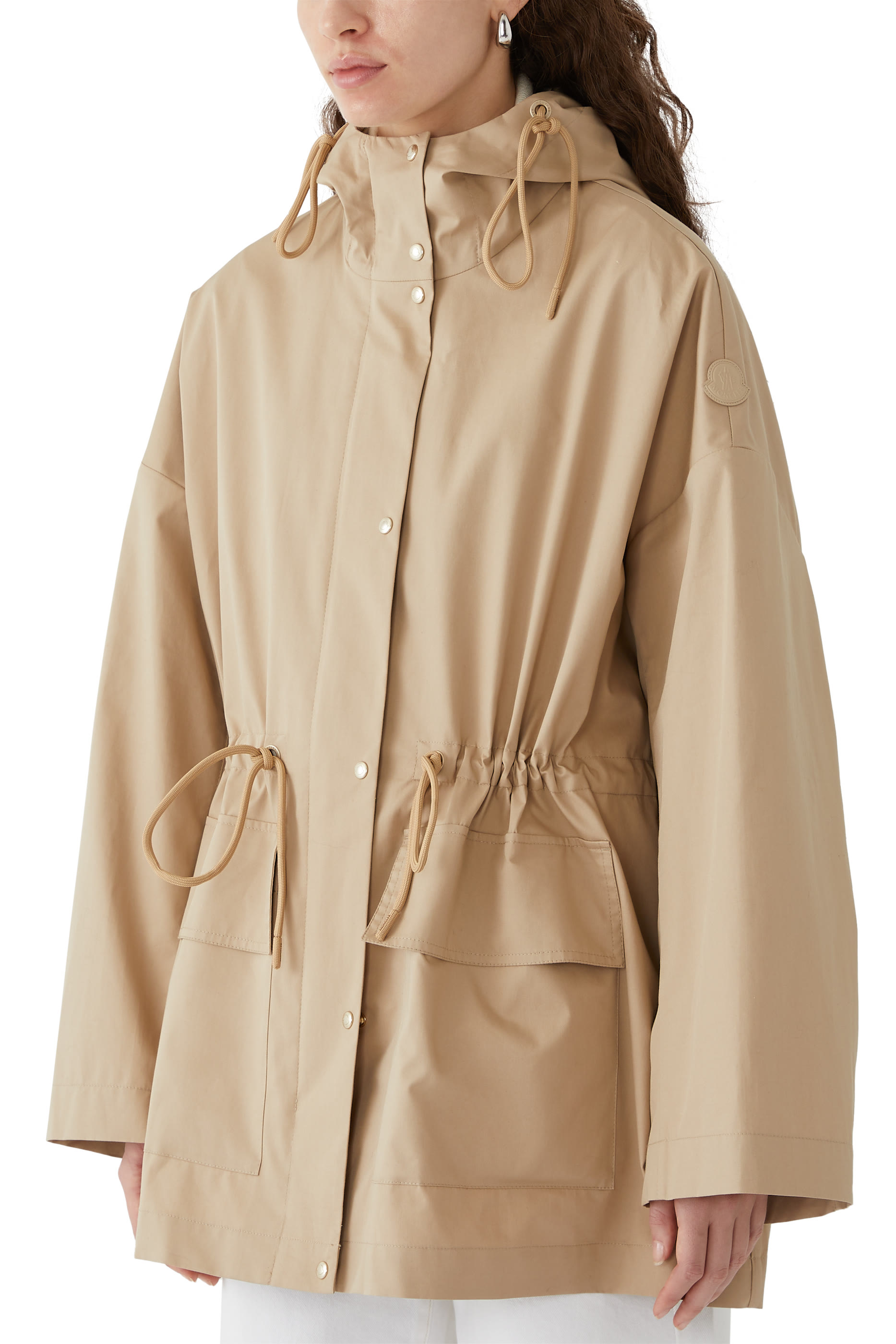 باركا غايون قصير بغطاء للرأس