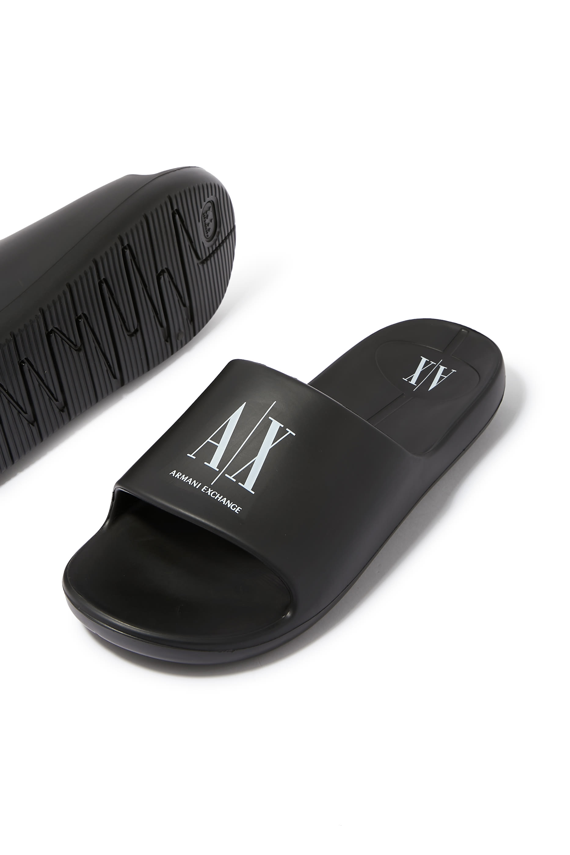 حذاء خفيف بشعار الماركة