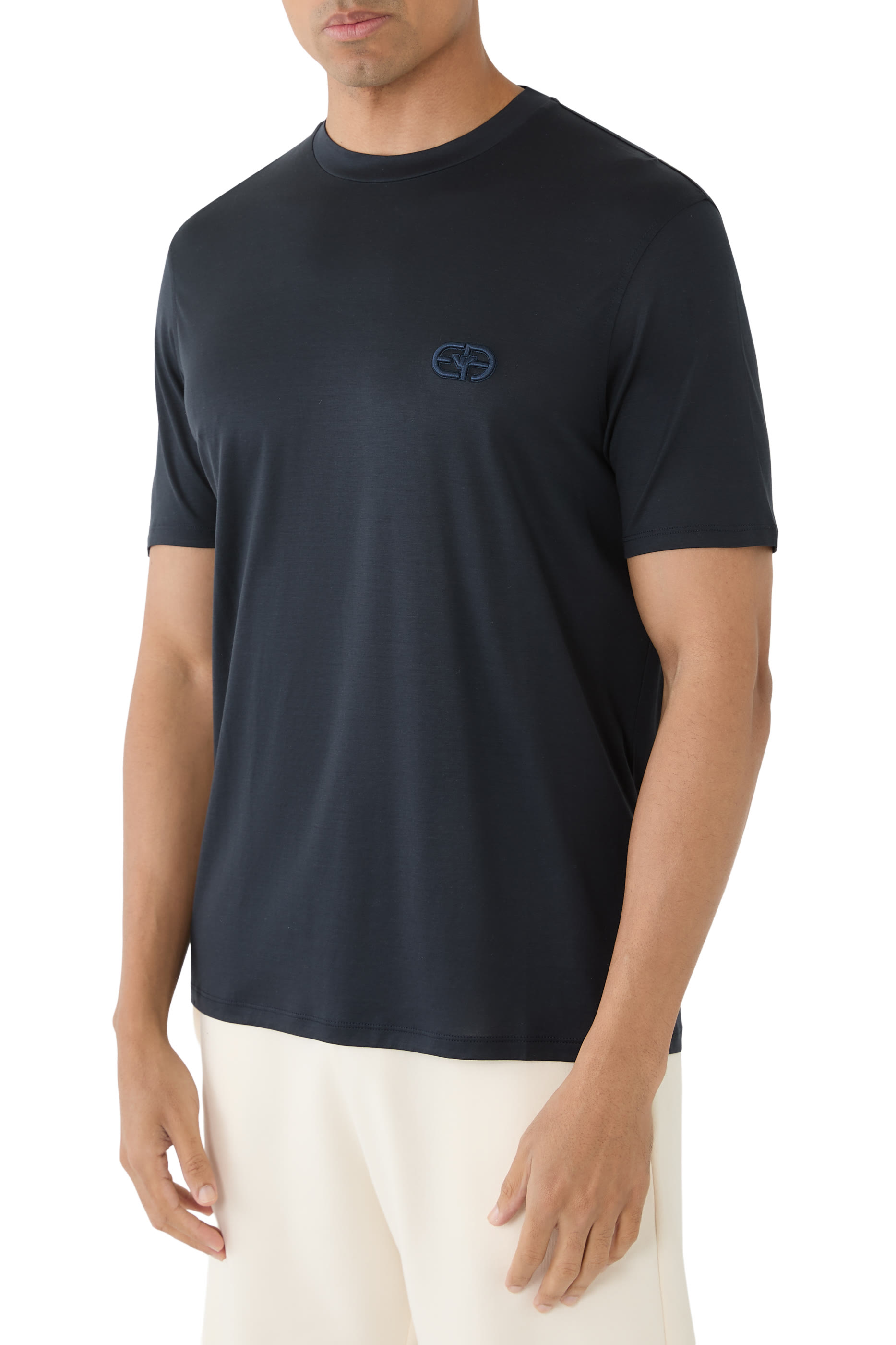 تيشيرت بشعار رأس النسر