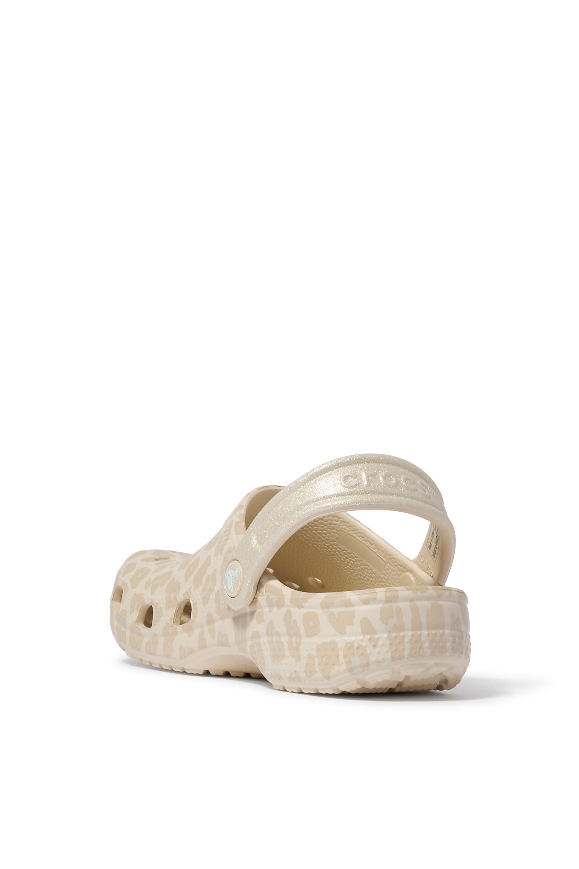 حذاء مفتوح من الخلف كلاسيكي بنقشة حيوانات لامعة للأطفال