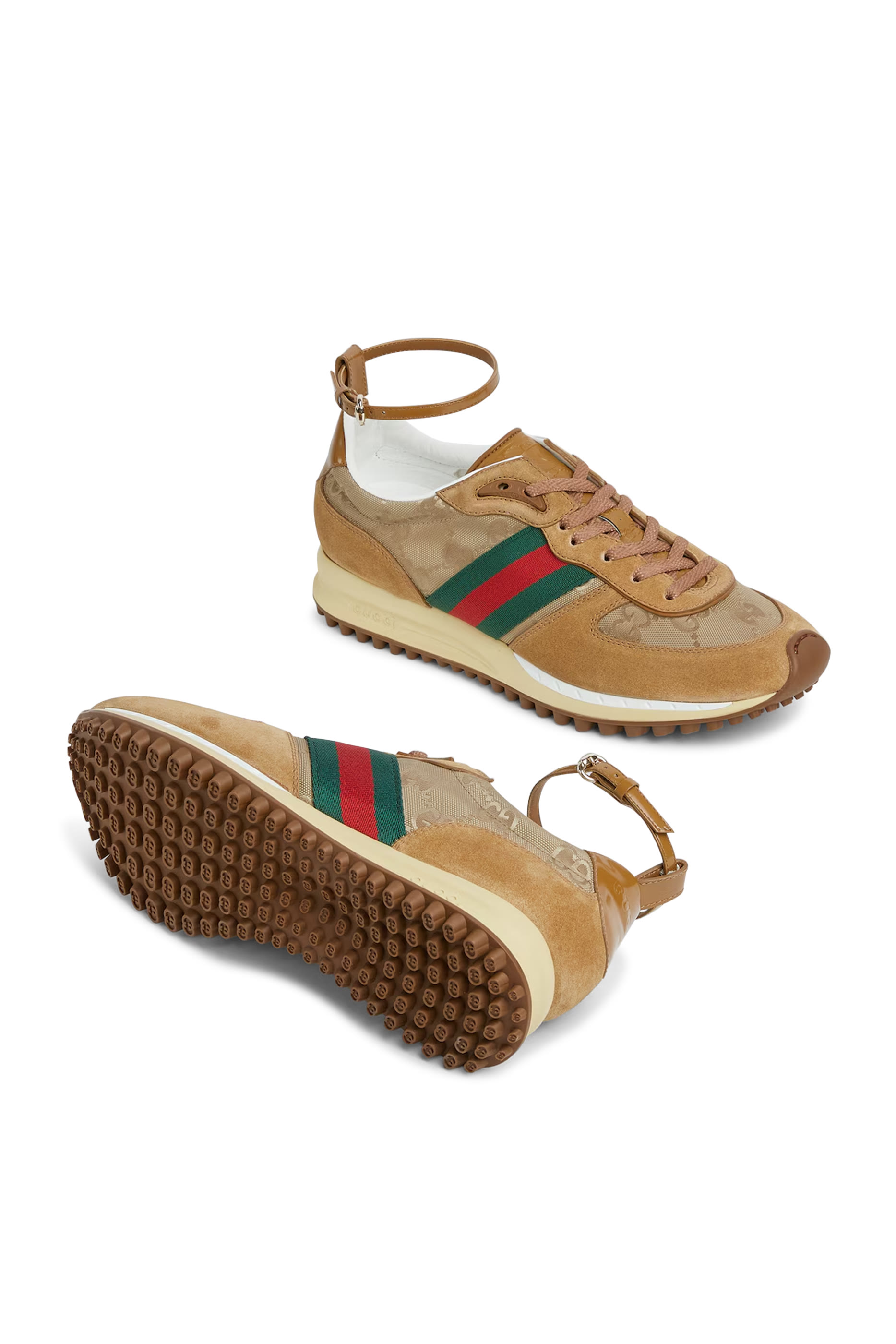 سنيكرز ري موشن للنساء