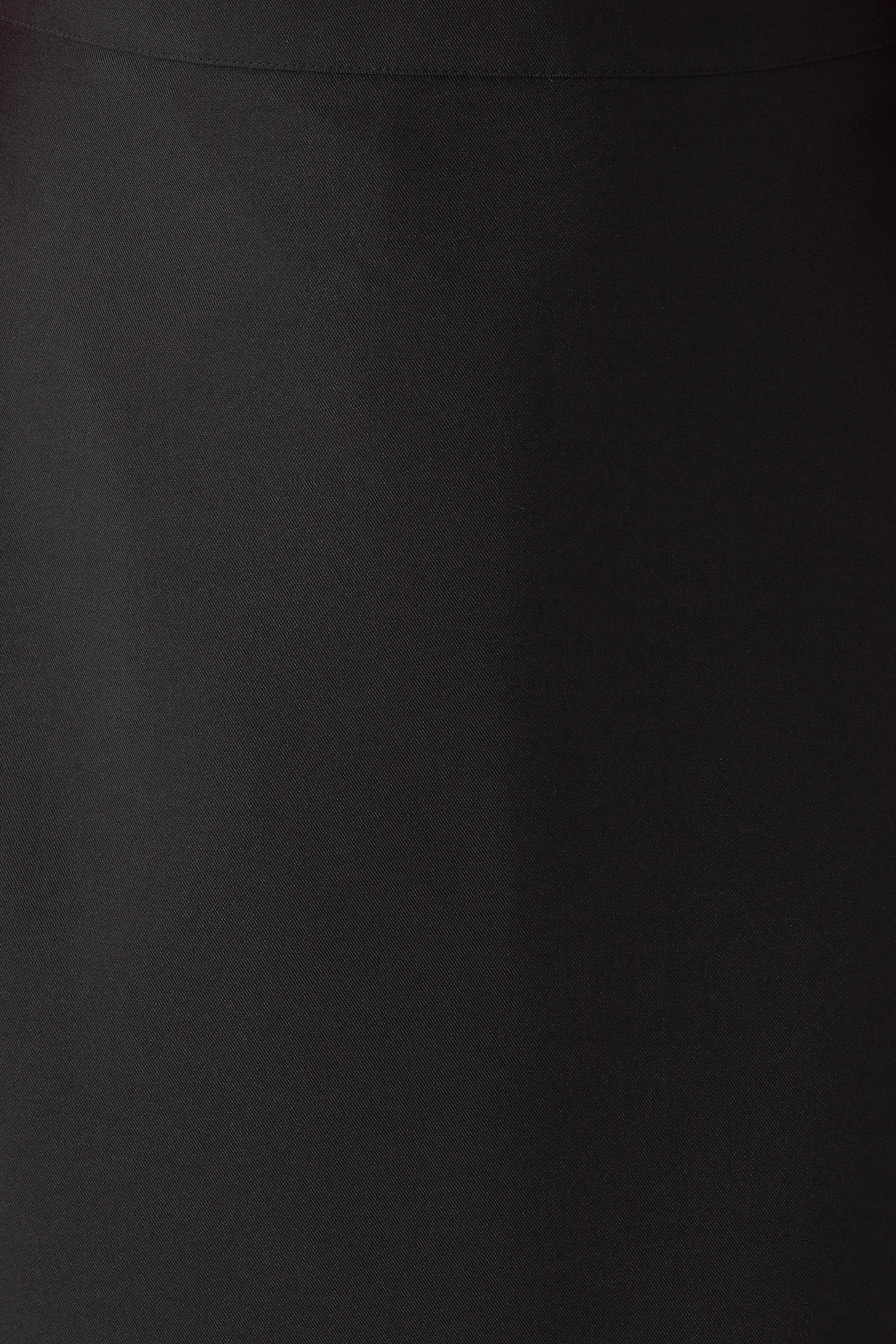 تنورة إيزولد ستان