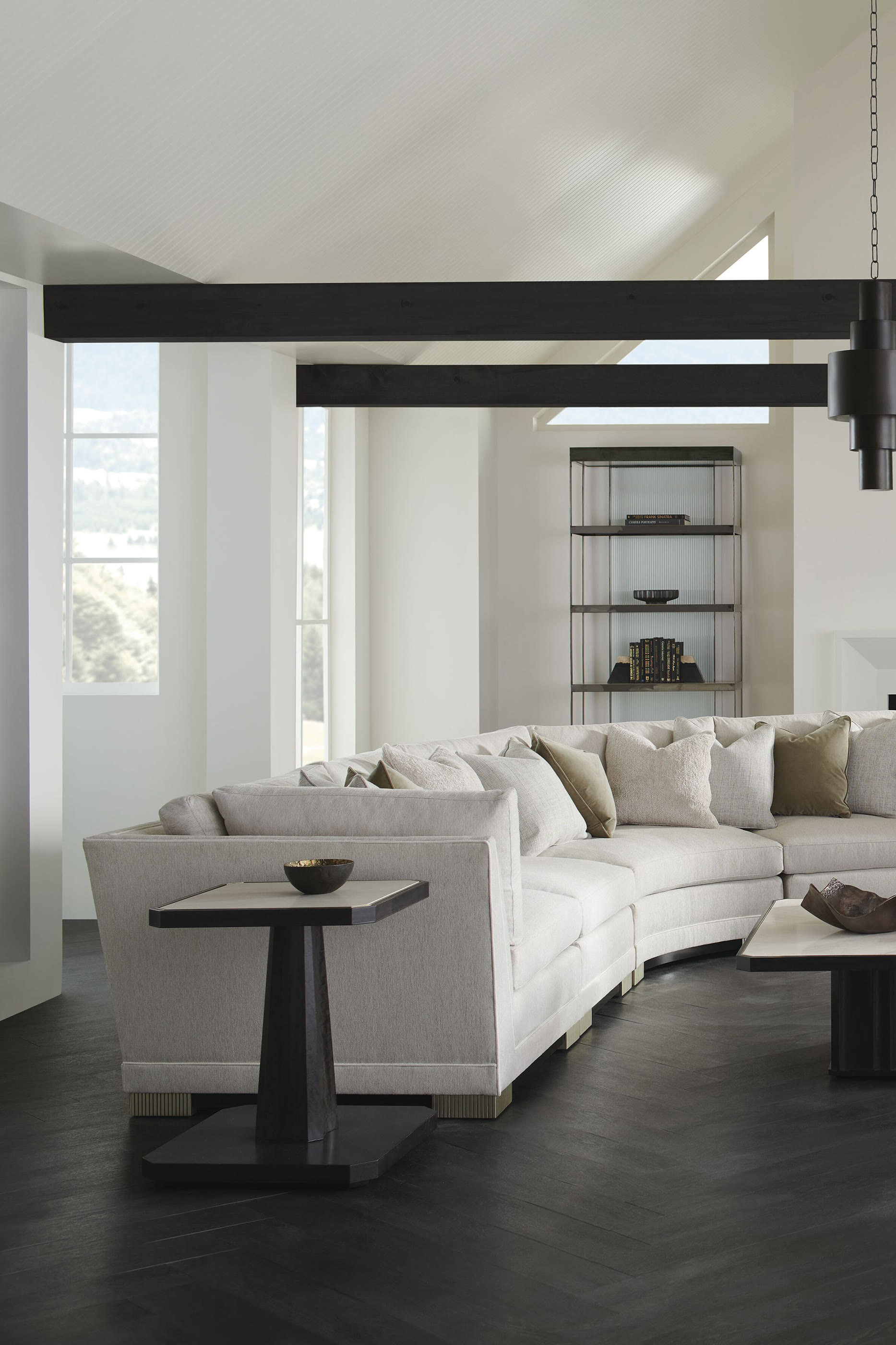 طاولة جانبية روك اون