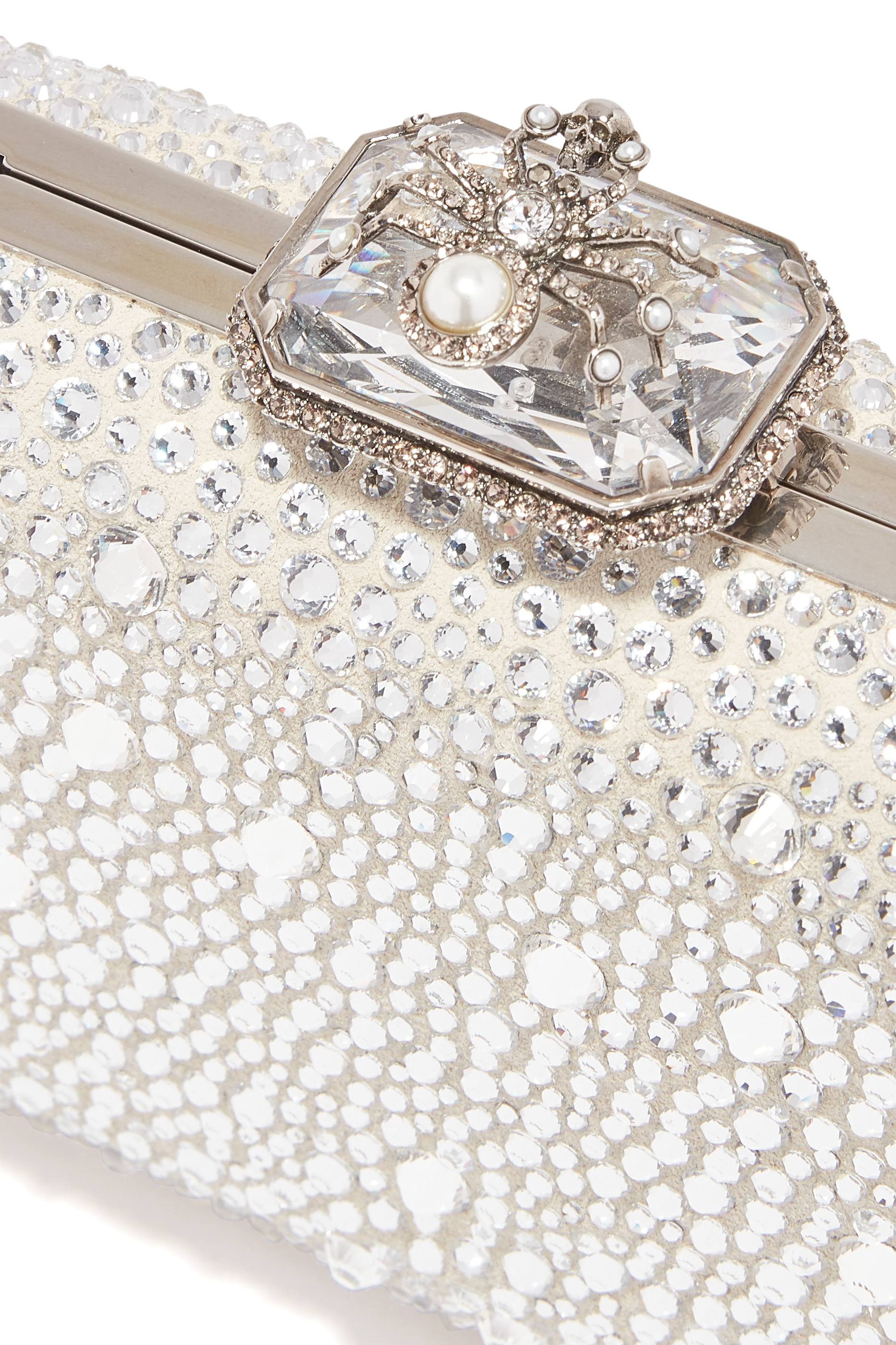 كلاتش مربع بحلية عنكبوت