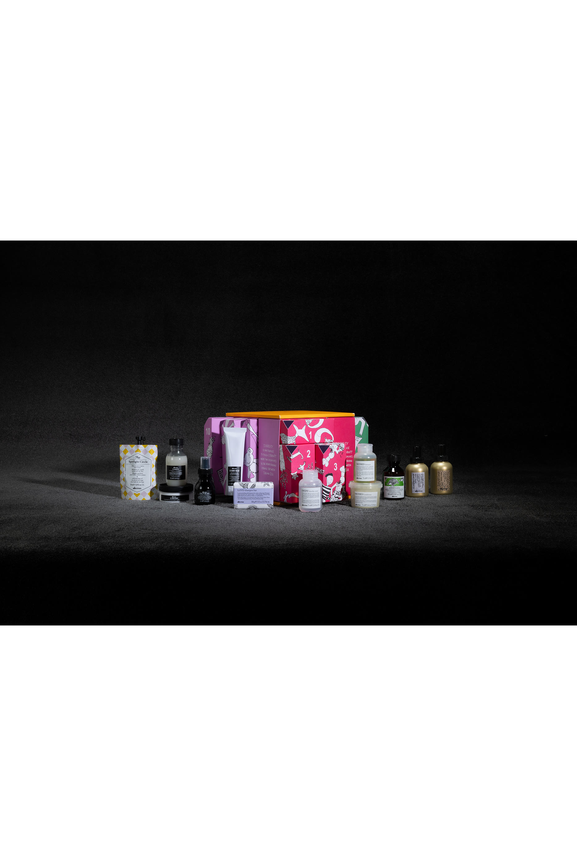 مجموعة تقويم الجمال