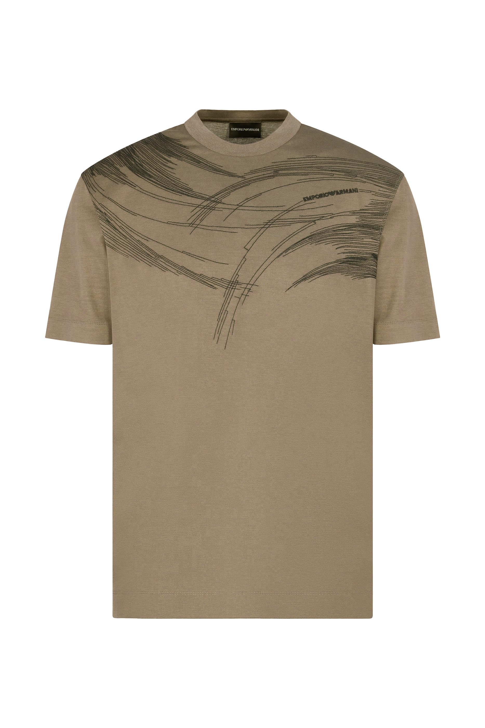 تيشيرت بأكمام قصيرة وشعار الماركة