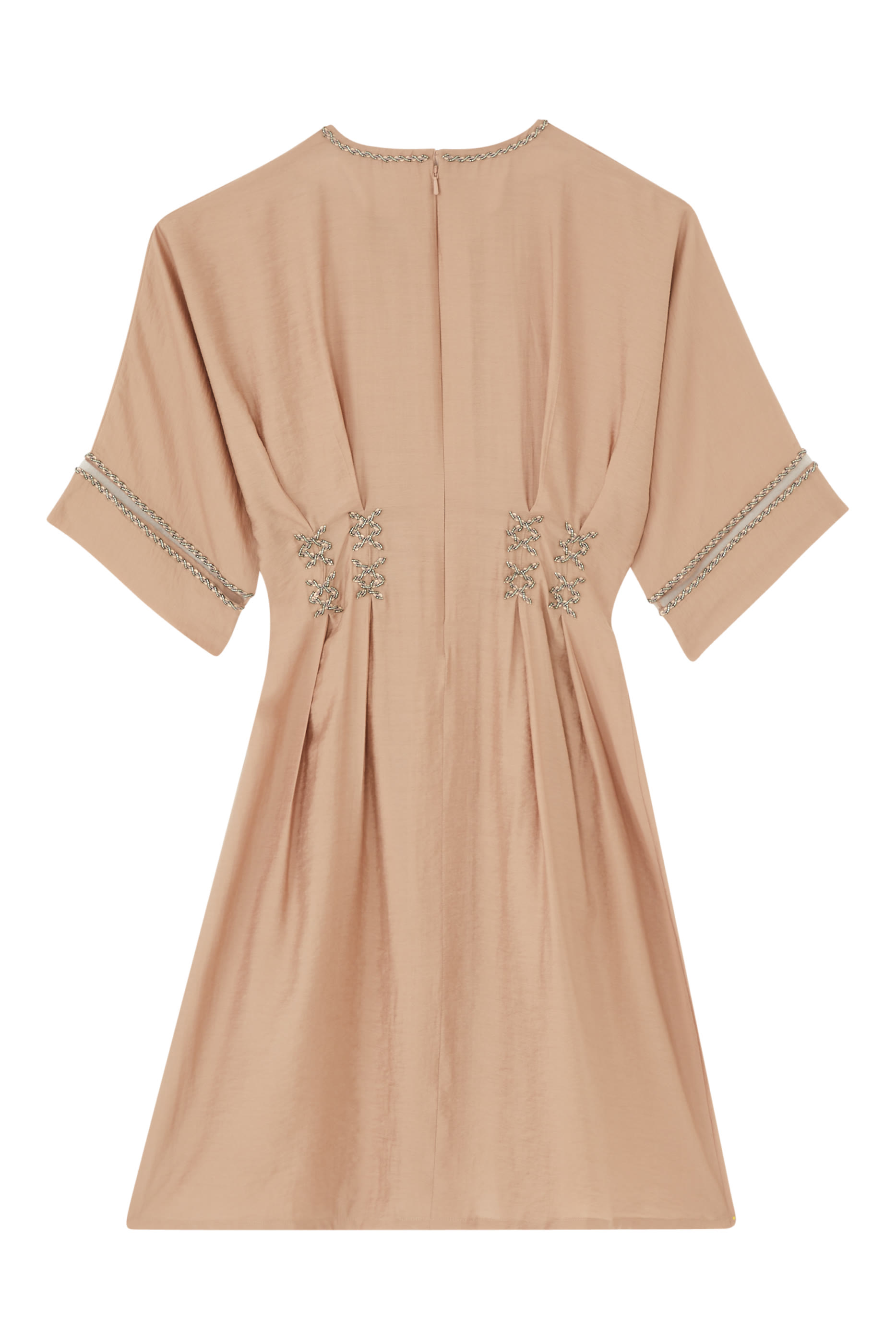 فستان مطرز للأطفال