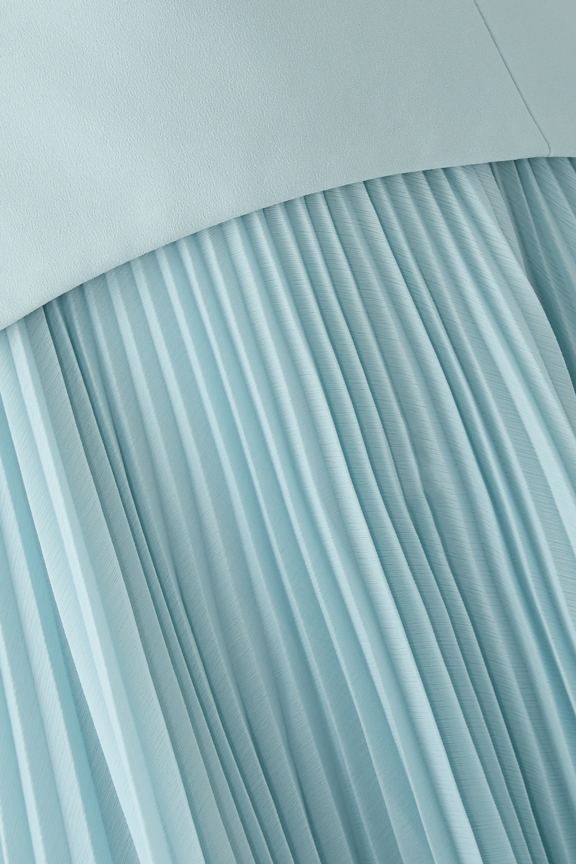 فستان بريت طويل