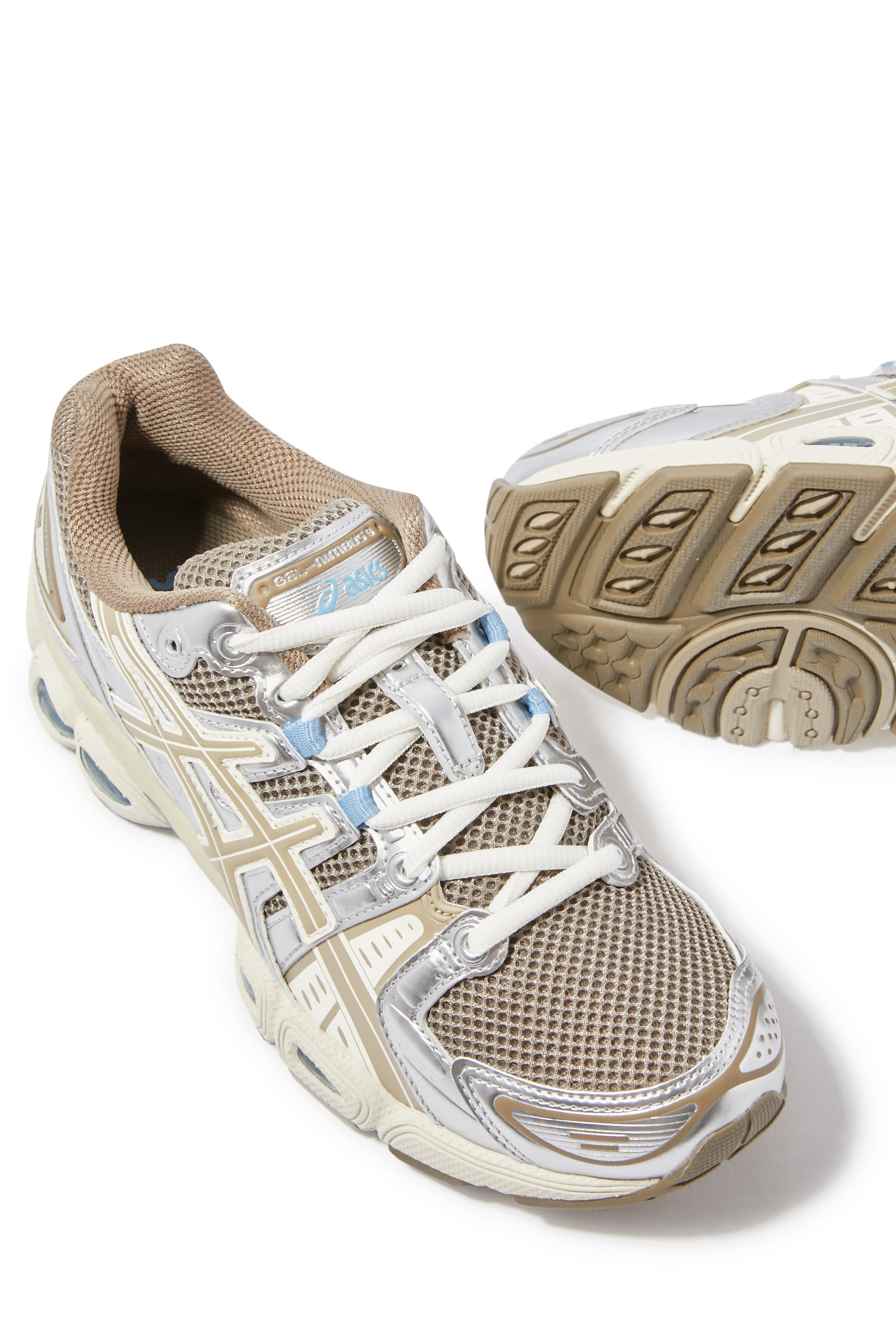 سنيكرز جل نيمبوس 9