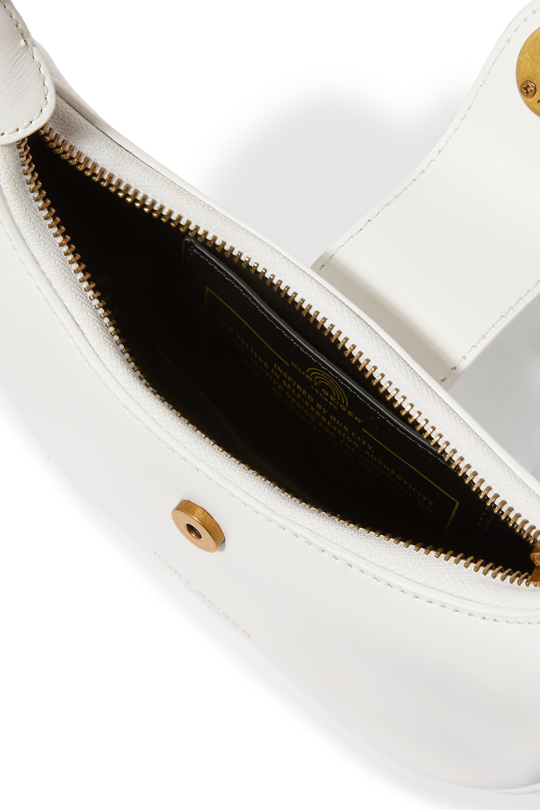 ححقيبة هوبو تشيلسي صغيرة