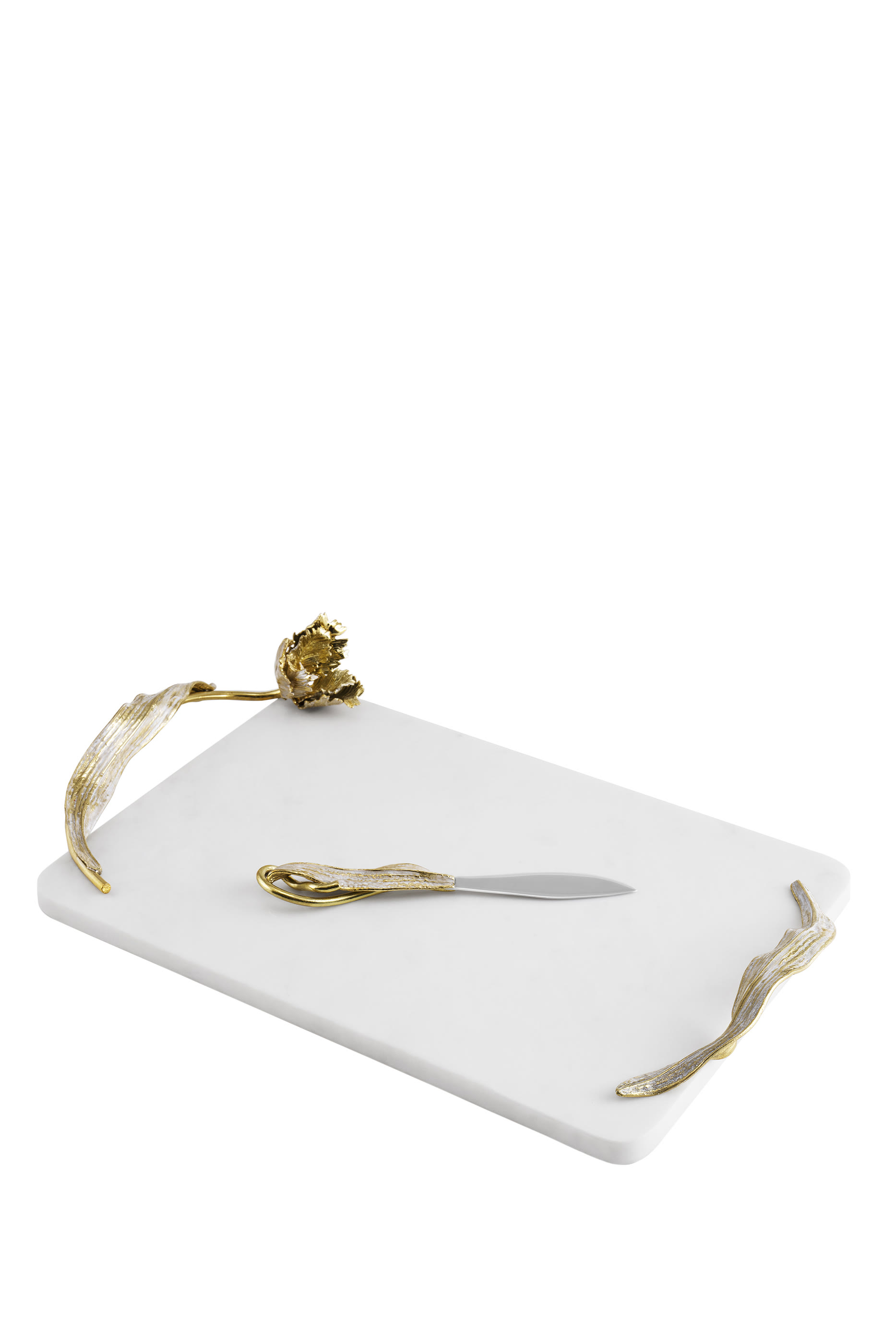 لوح جبن مزين بزهرة توليب مع سكين