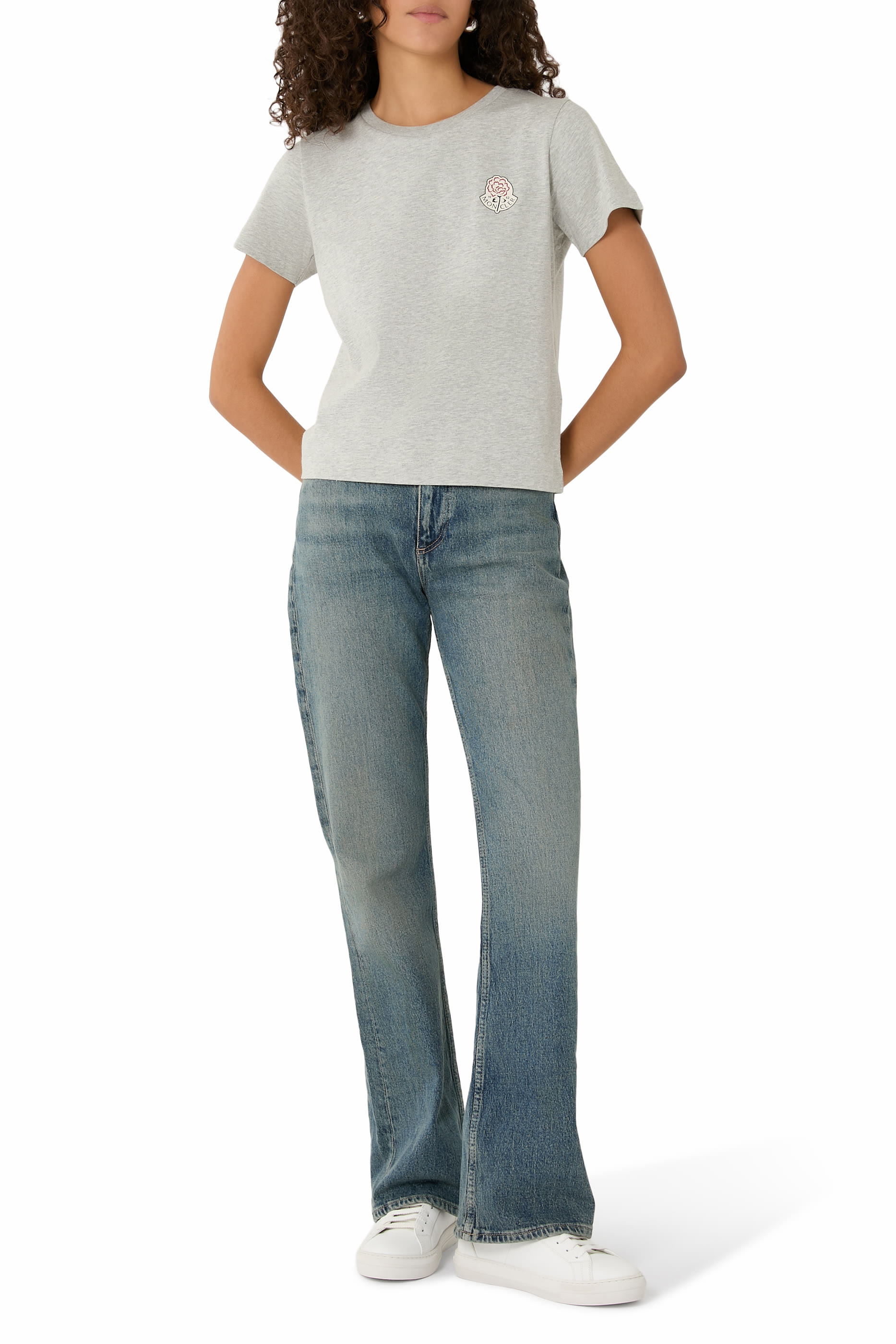 تيشيرت بشعار الماركة قطن