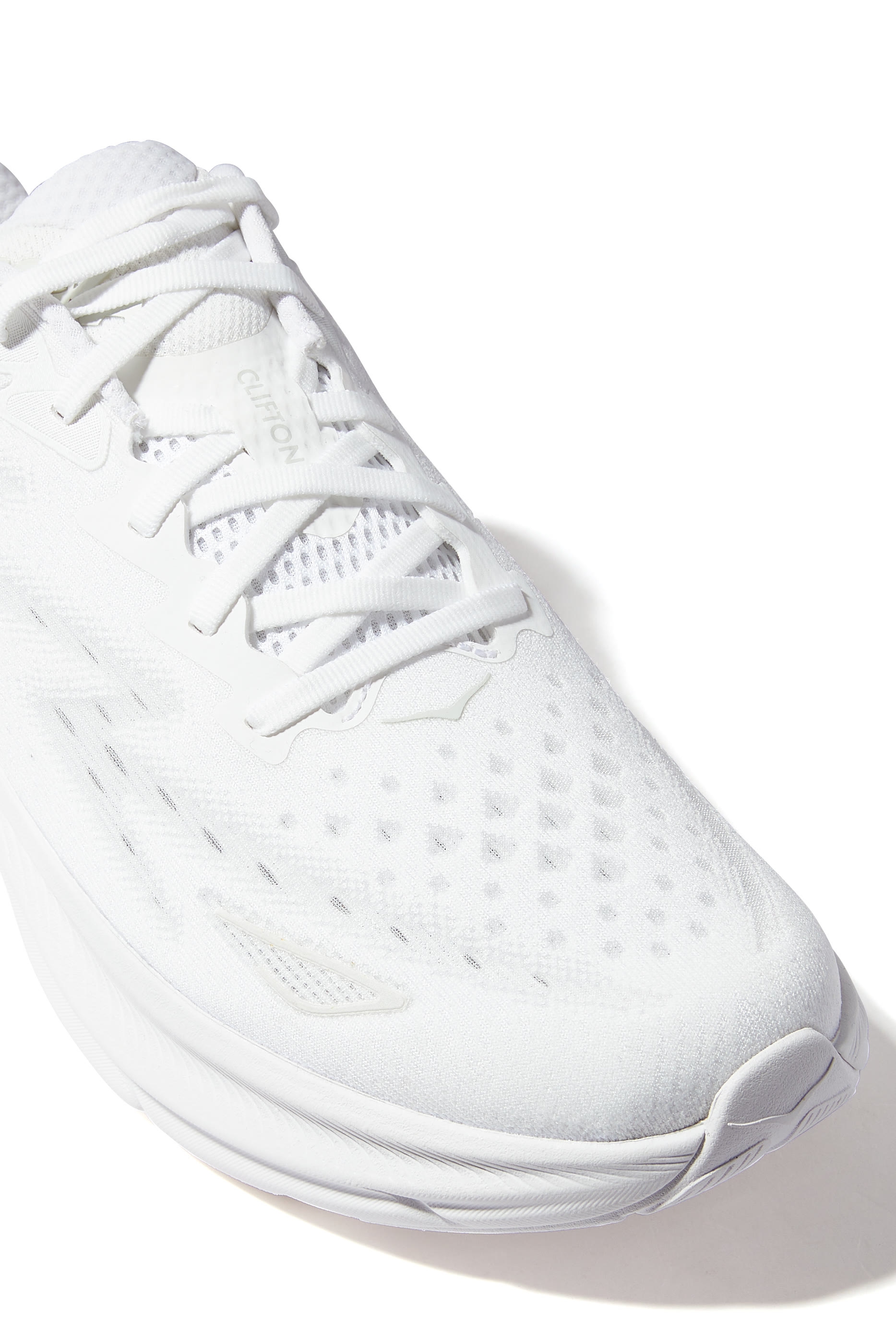 سنيكرز كليفتون 9