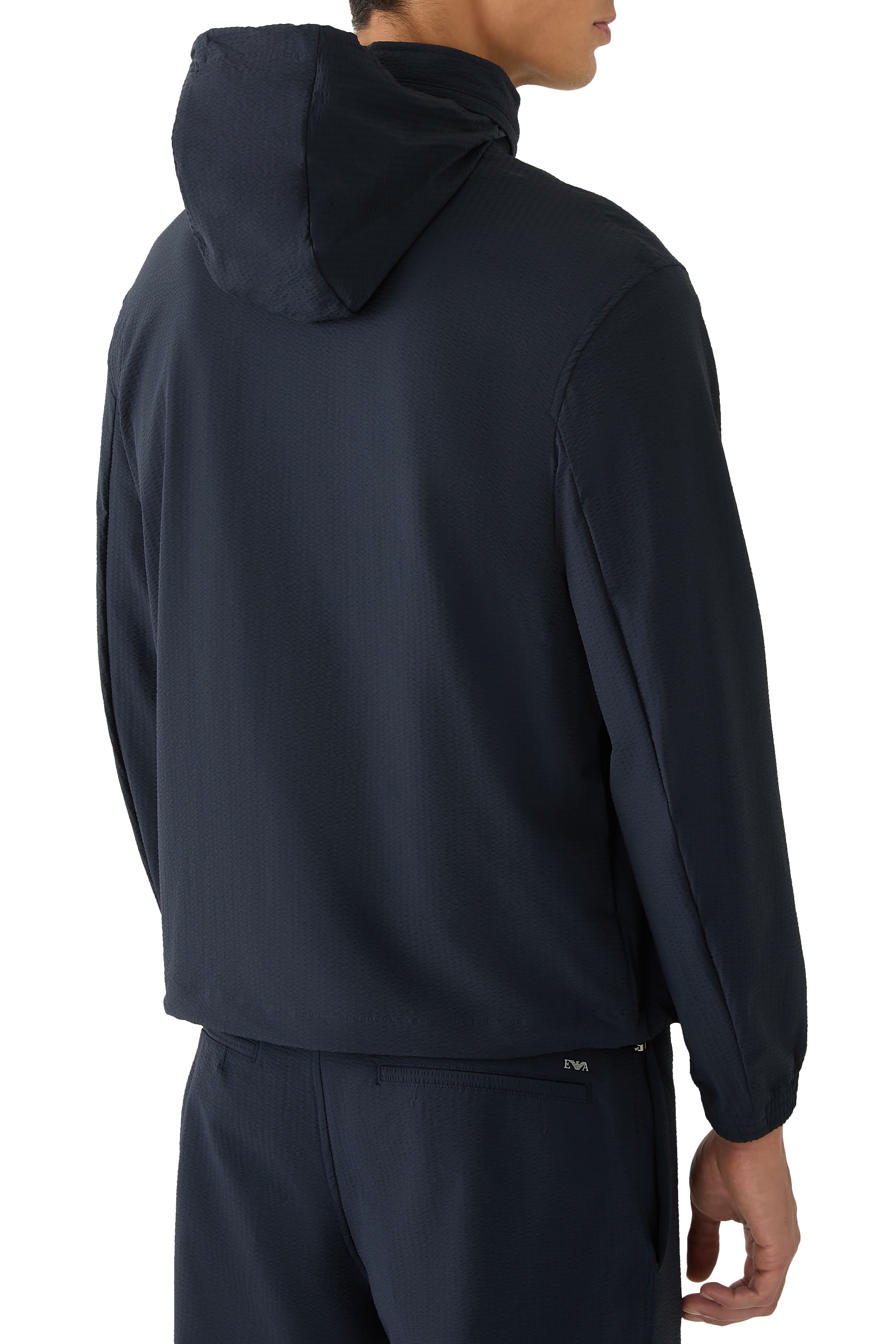 جاكيت سيرساكر نايلون