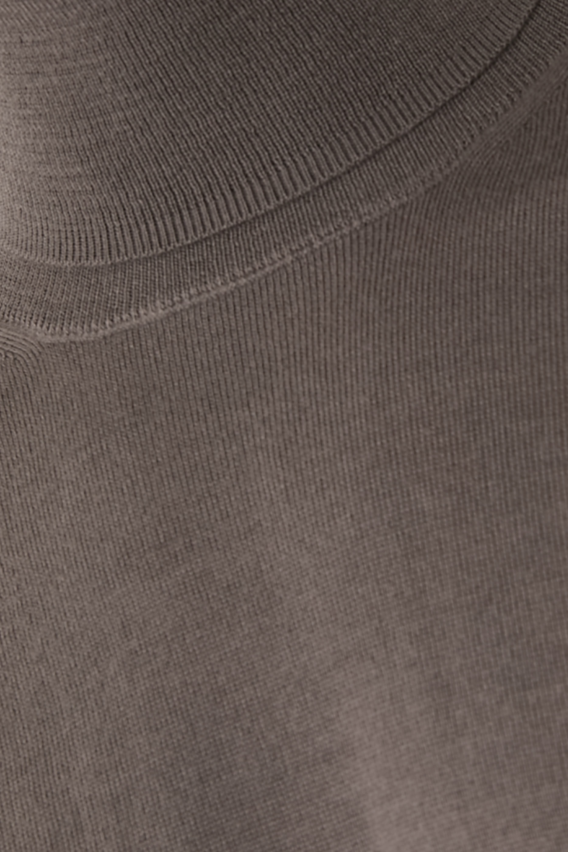 كنزة بياقة عالية مزيج صوف