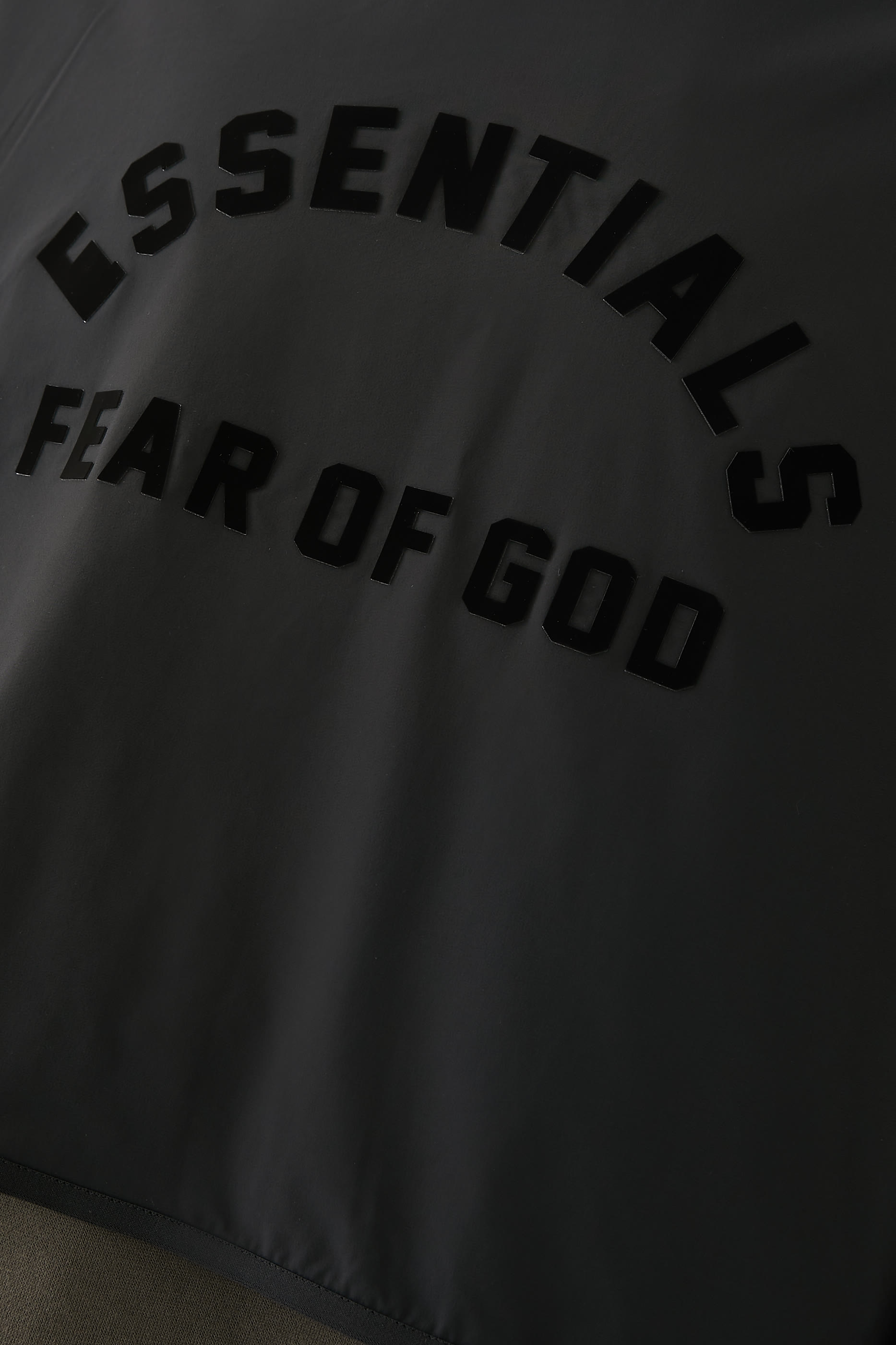 كنزة بغطاء رأس نايلون وصوف