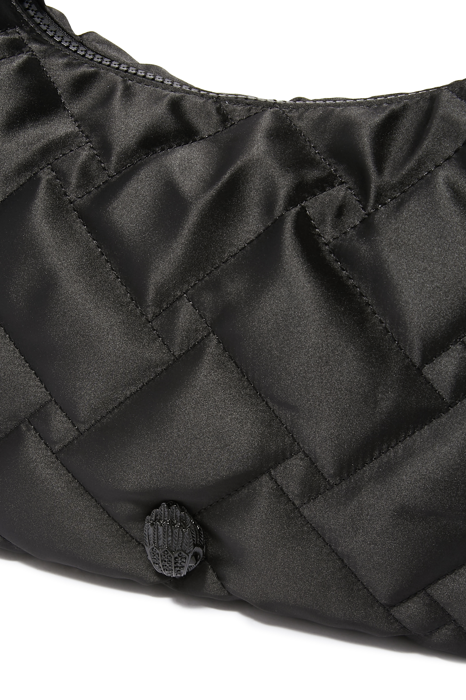 حقيبة هوبو كروس نايلون معاد تدويره