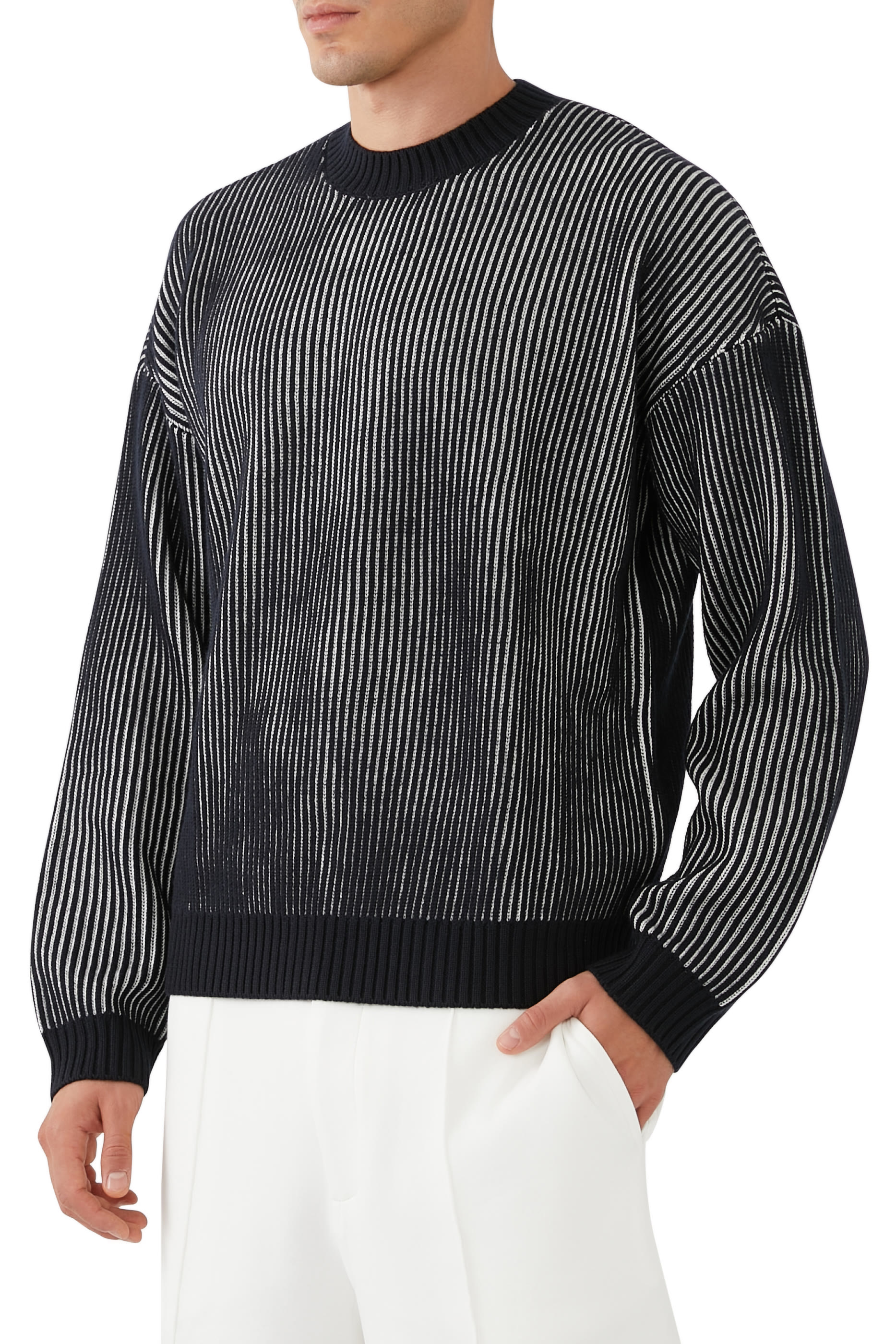 بلوزة مخططة