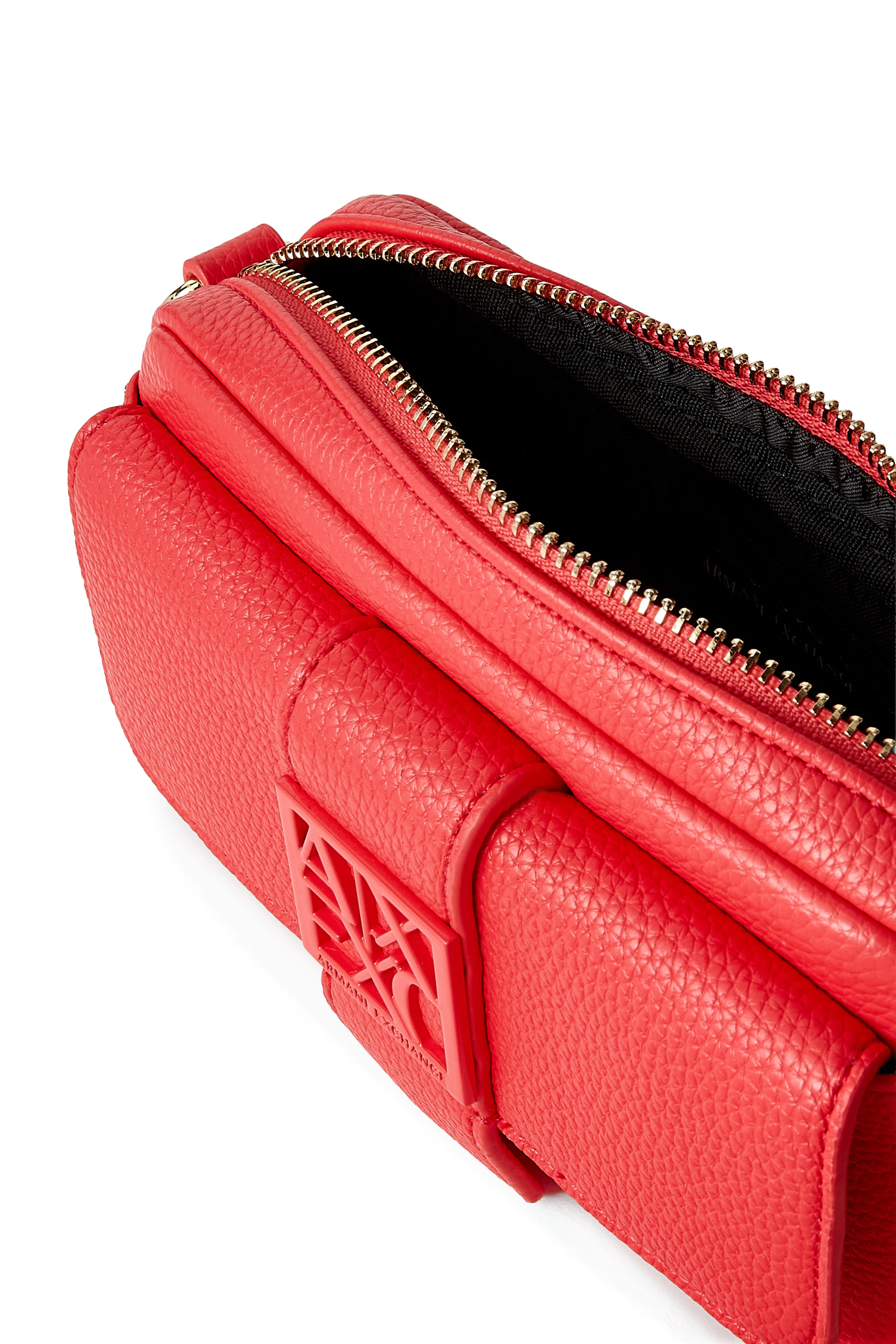 حقيبة بحمالة كتف سلسلة وحروف شعار الماركة