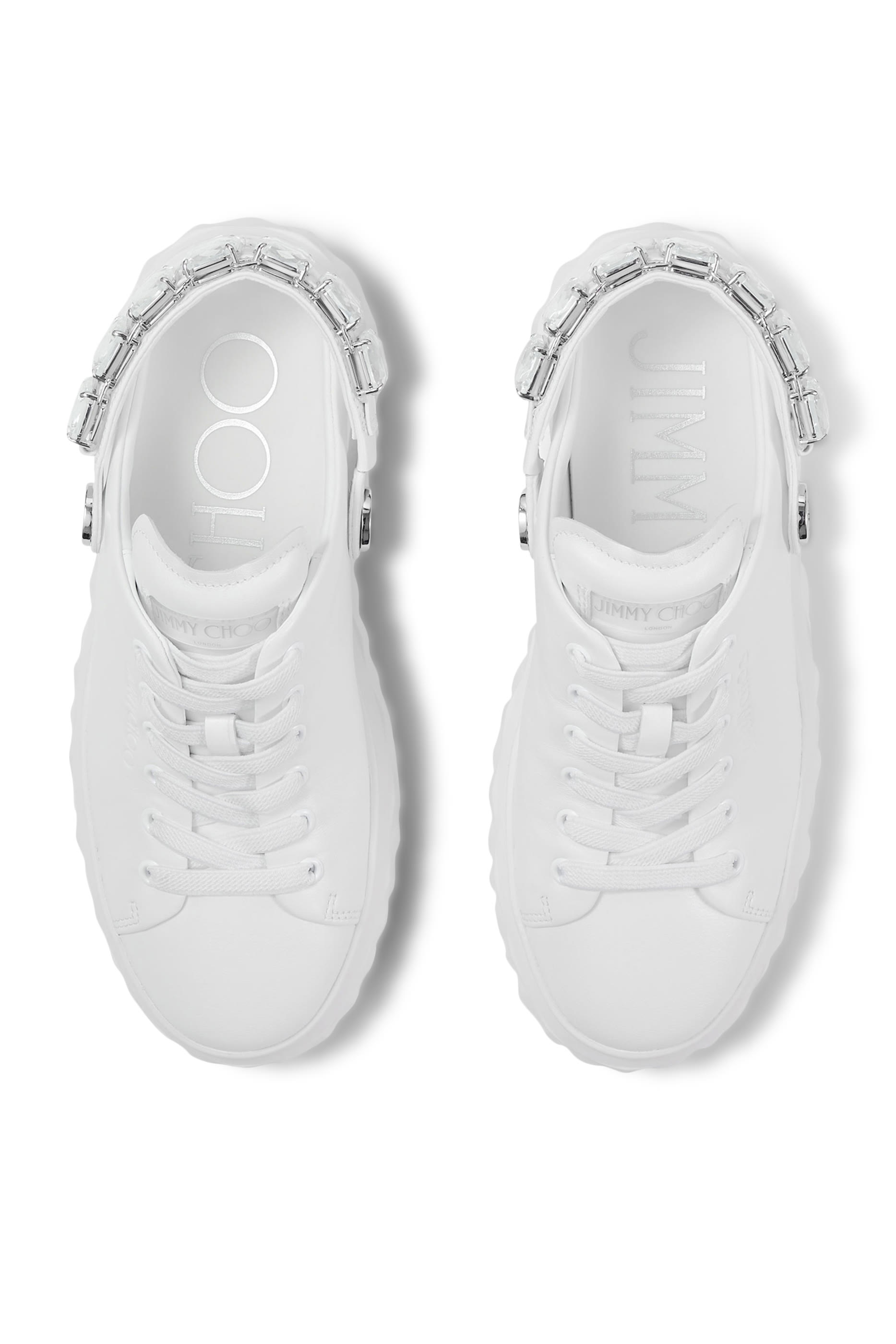 سنيكرز دياموند بتصميم مفتوح من الخلف مرصع بأحجار كبيرة