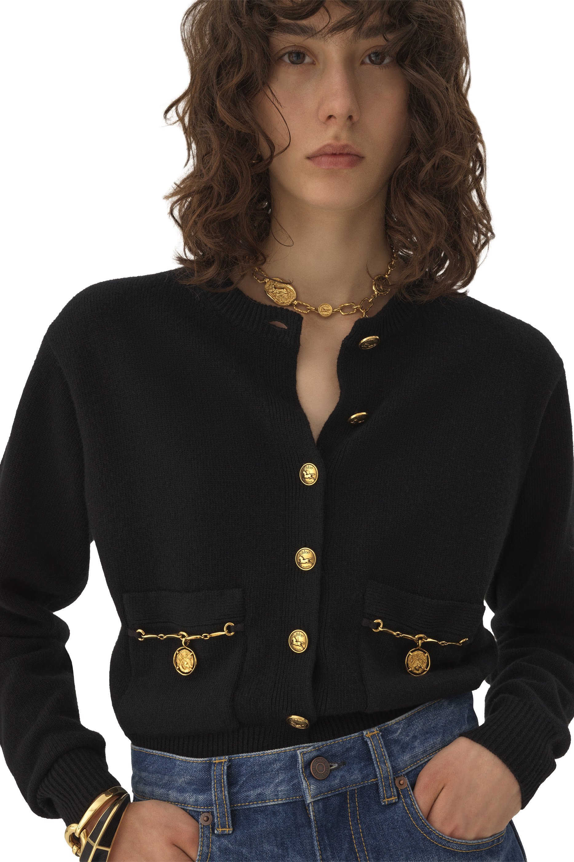 كارديغان بأزرار للإغلاق