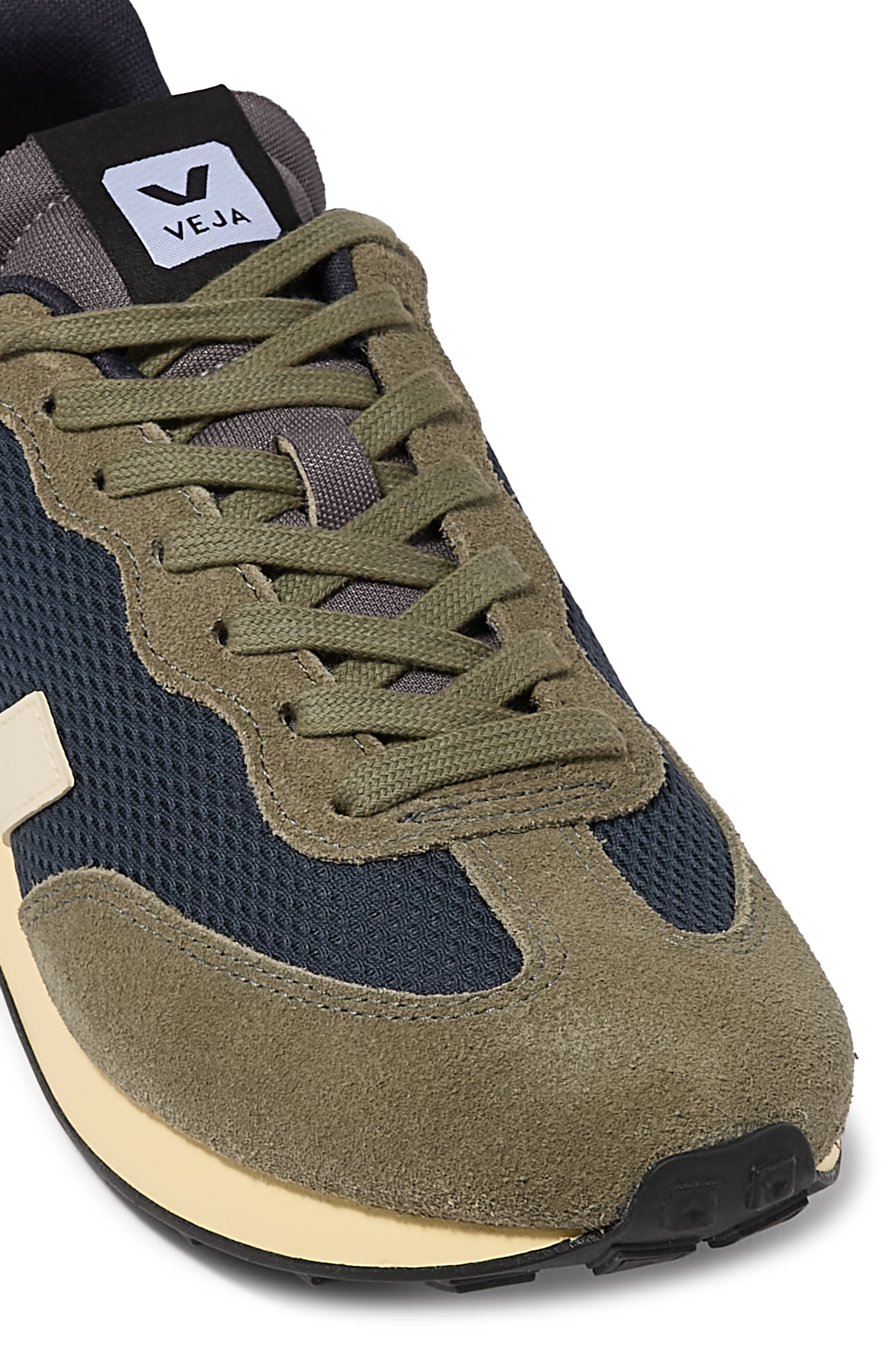 سنيكرز ريو برانكو II للجري