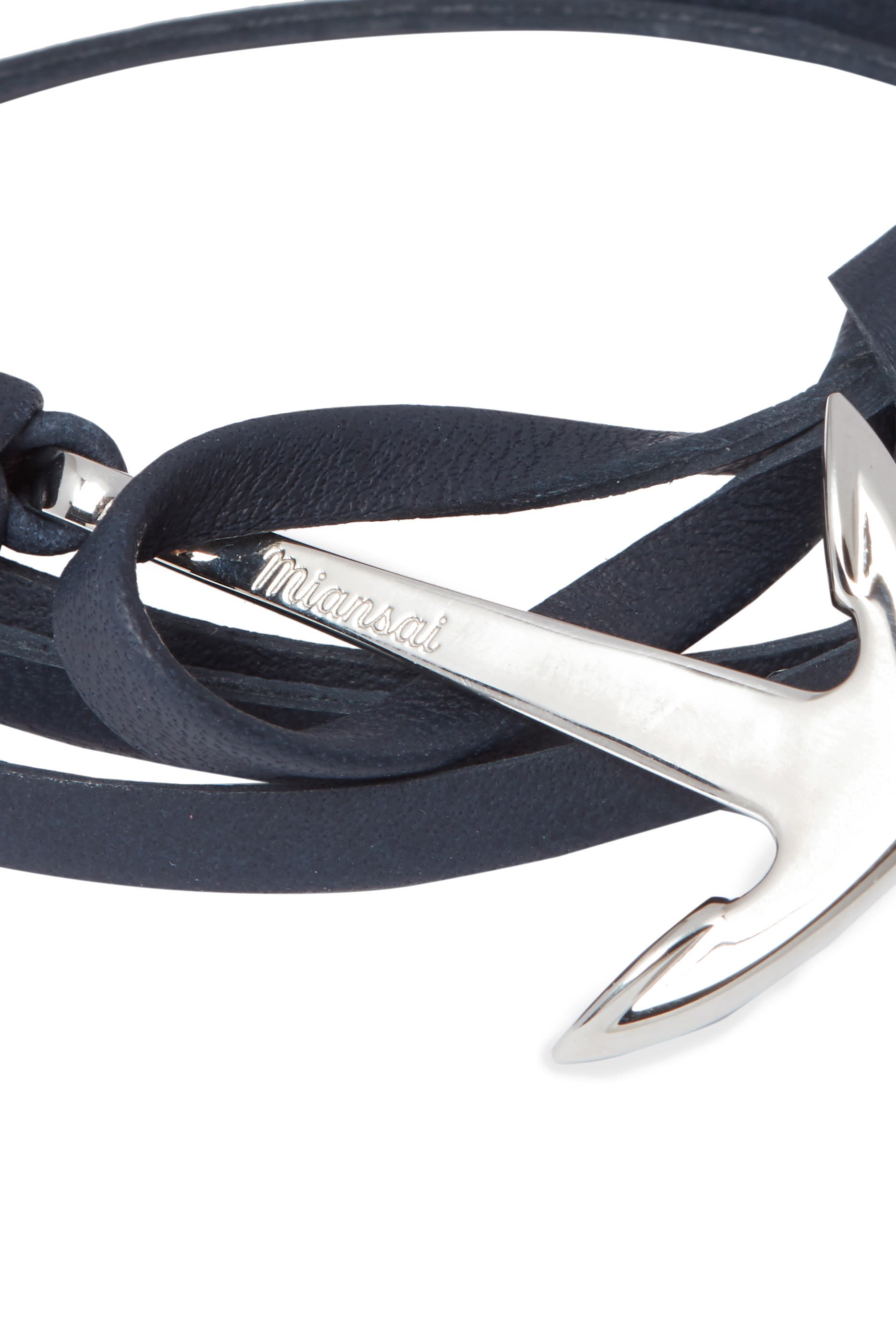 سوار بتصميم حبل ملفوف ومرساة