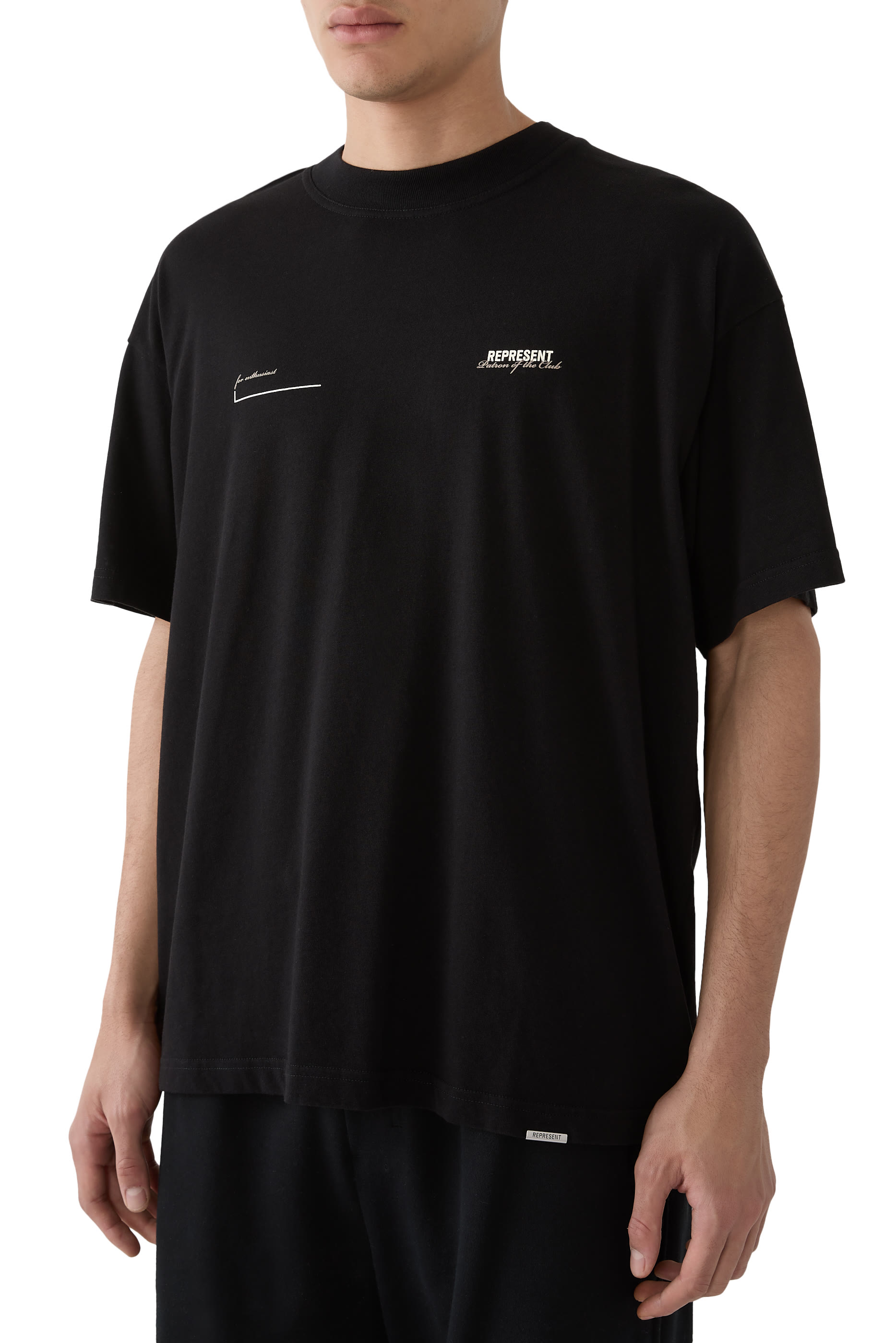 تيشيرت بشعار باترون اوف ذا كلوب