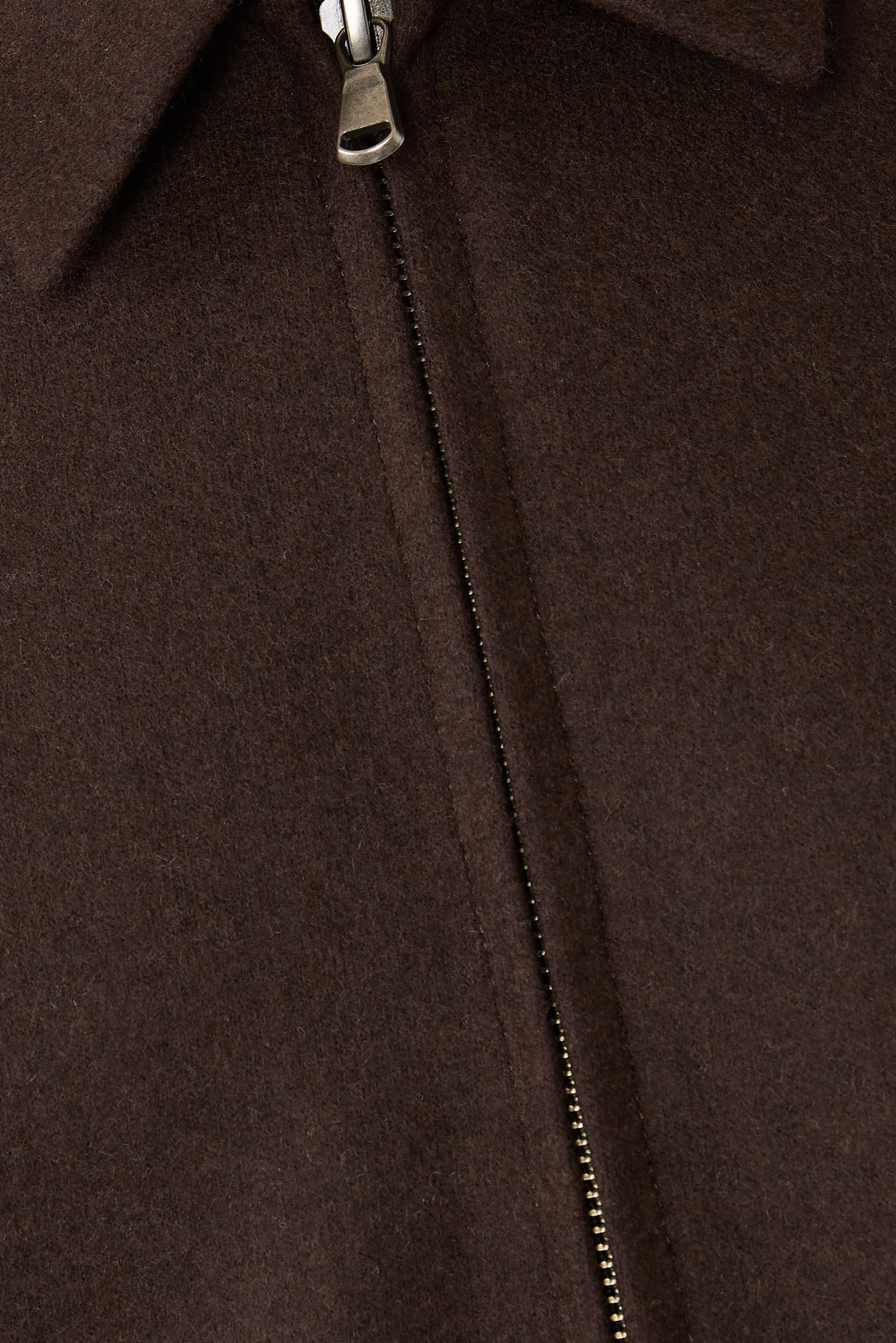 جاكيت هارنغتون بياقة مدببة صوف معالج