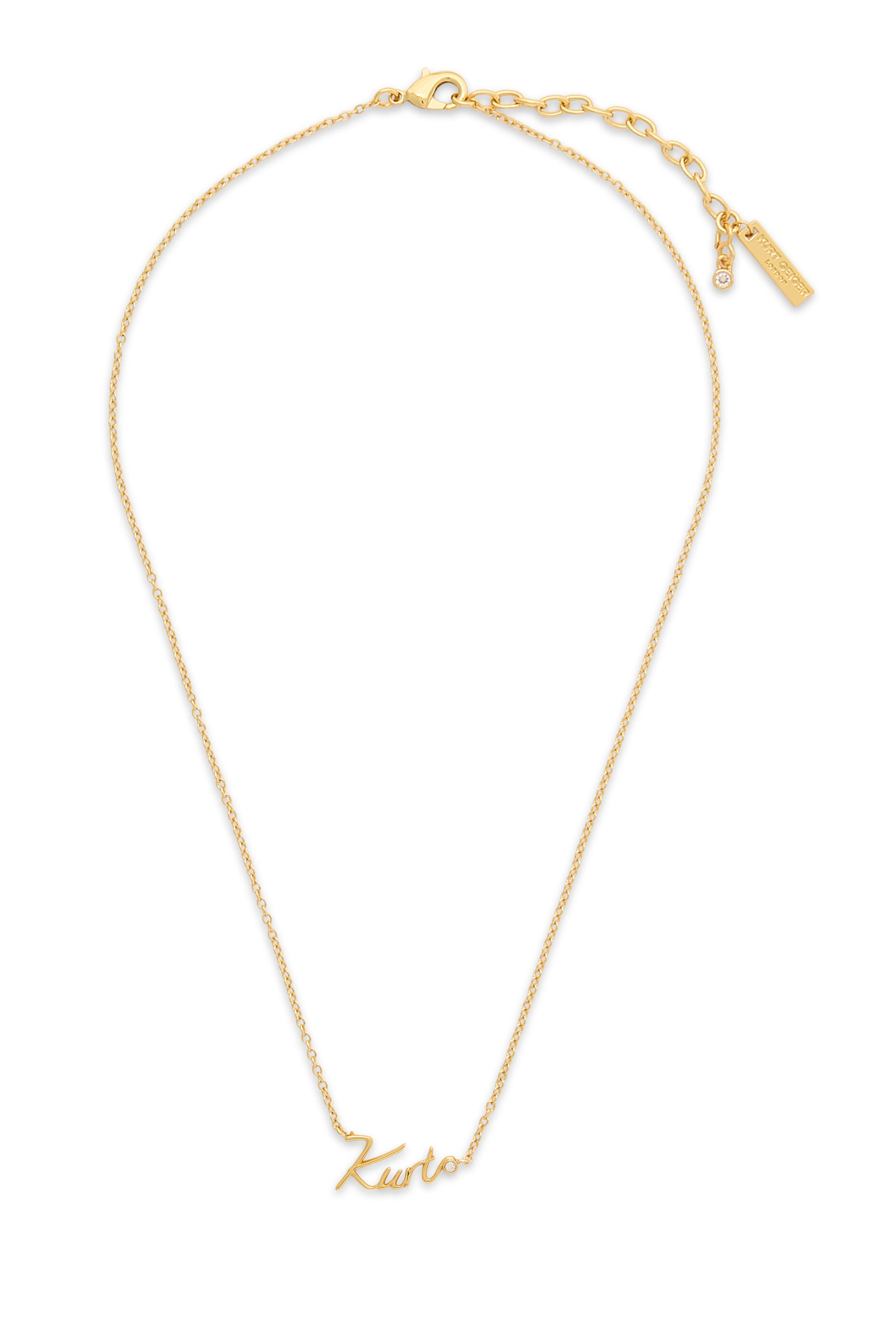 قلادة بدلاية بتصميم كلمة كيرت