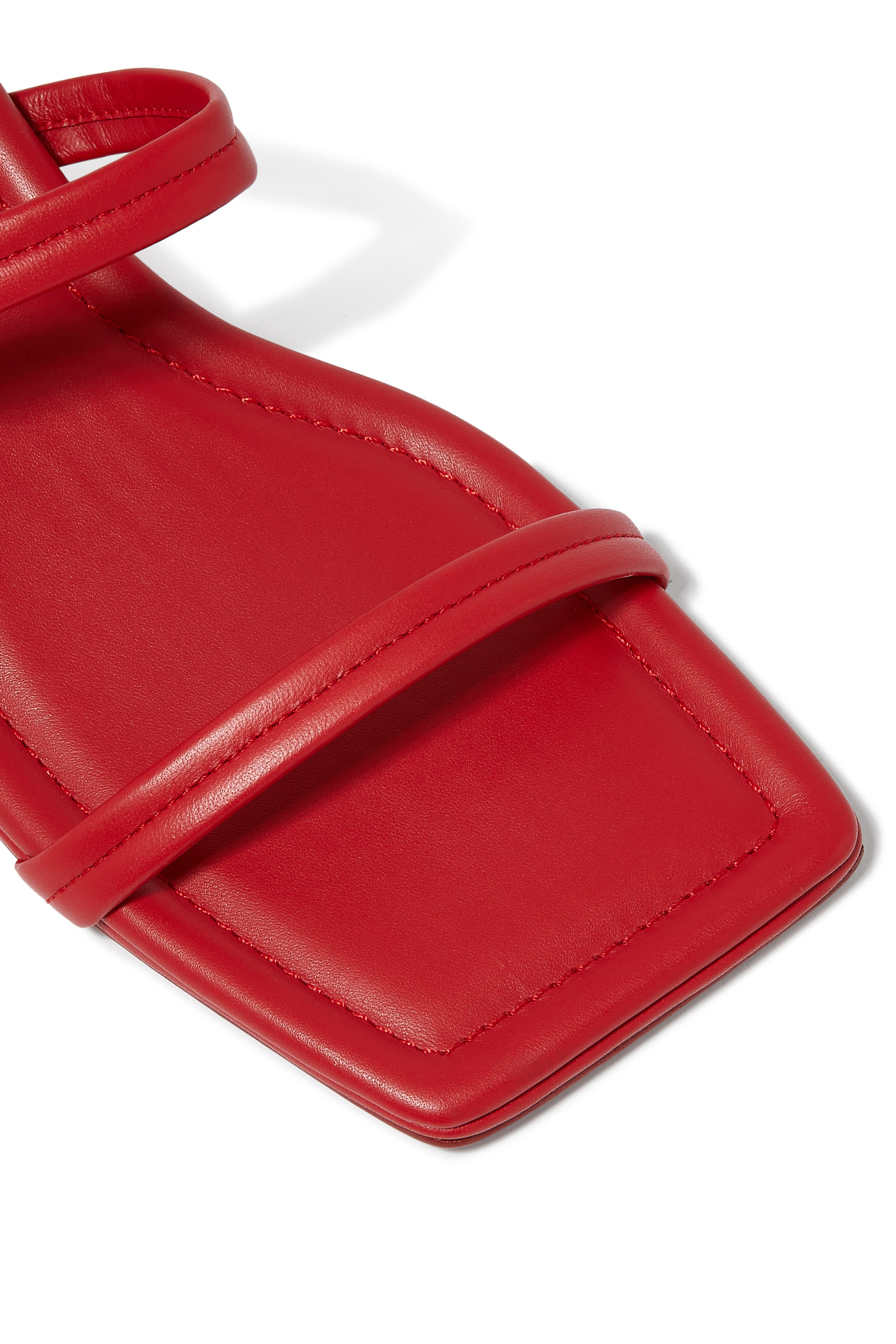 حذاء بسير رفيع بكعب قصير 40