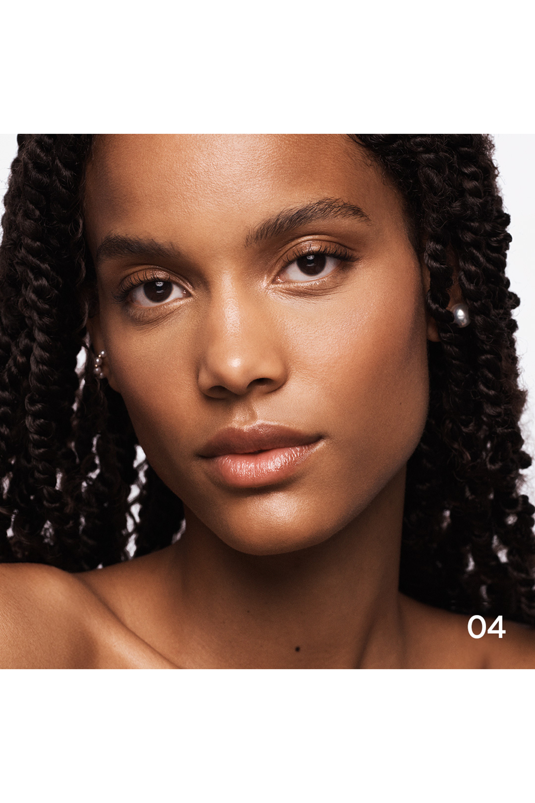 كرات بودرة ميتيوريتس لتثبيت المكياج