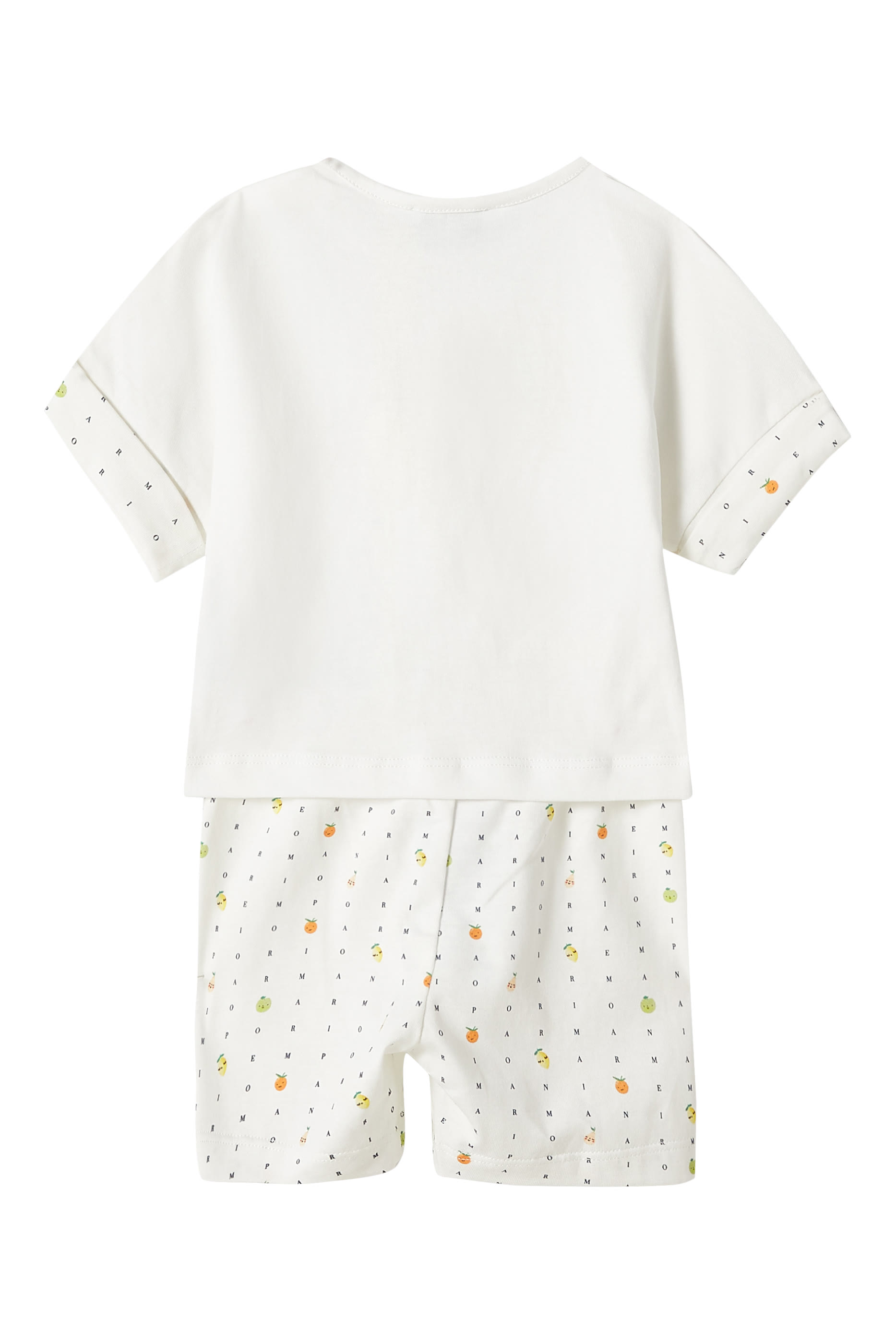 طقم تيشيرت وشورت بشعار الماركة للأطفال