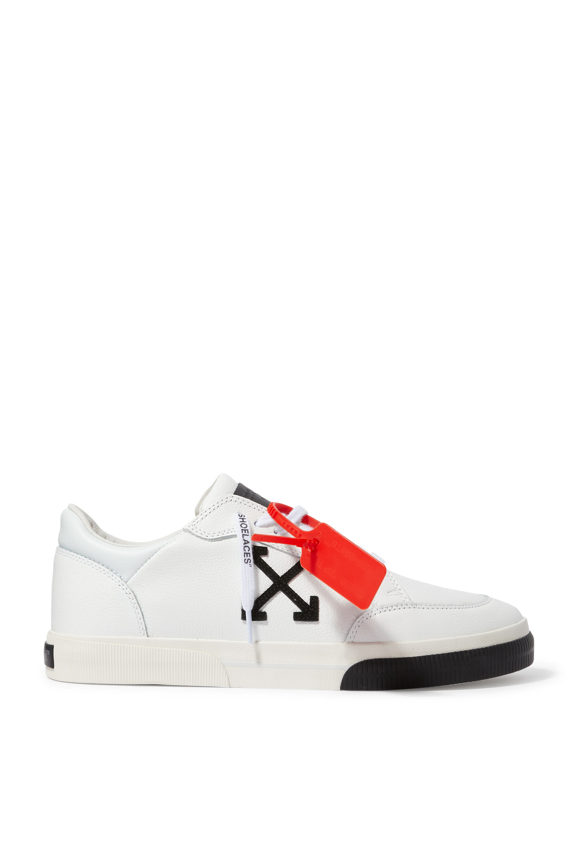 سنيكرز نيو مفلكن بكاحل منخفض