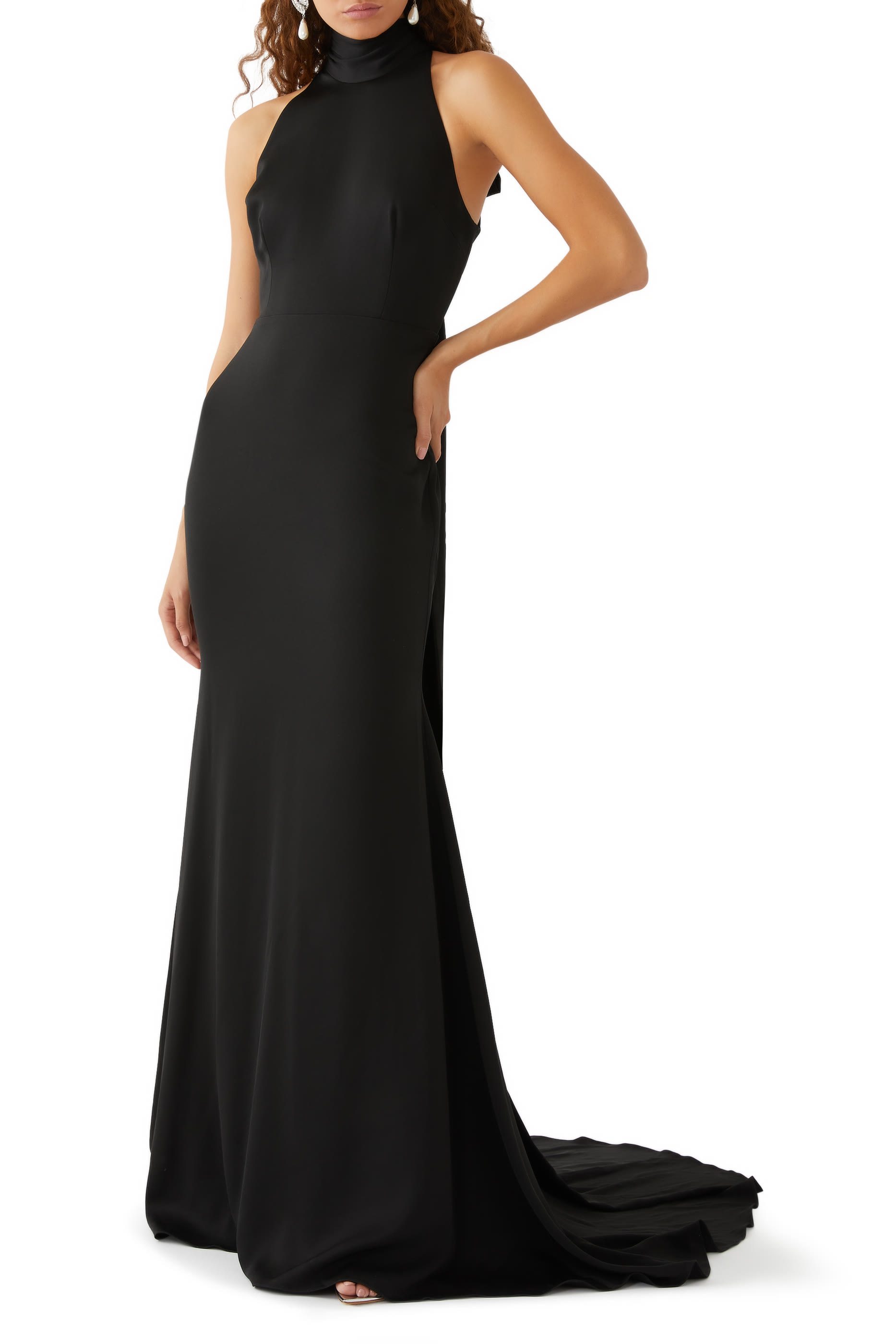 فستان سهرة بوشاح حول الرقبة ساتان كريب