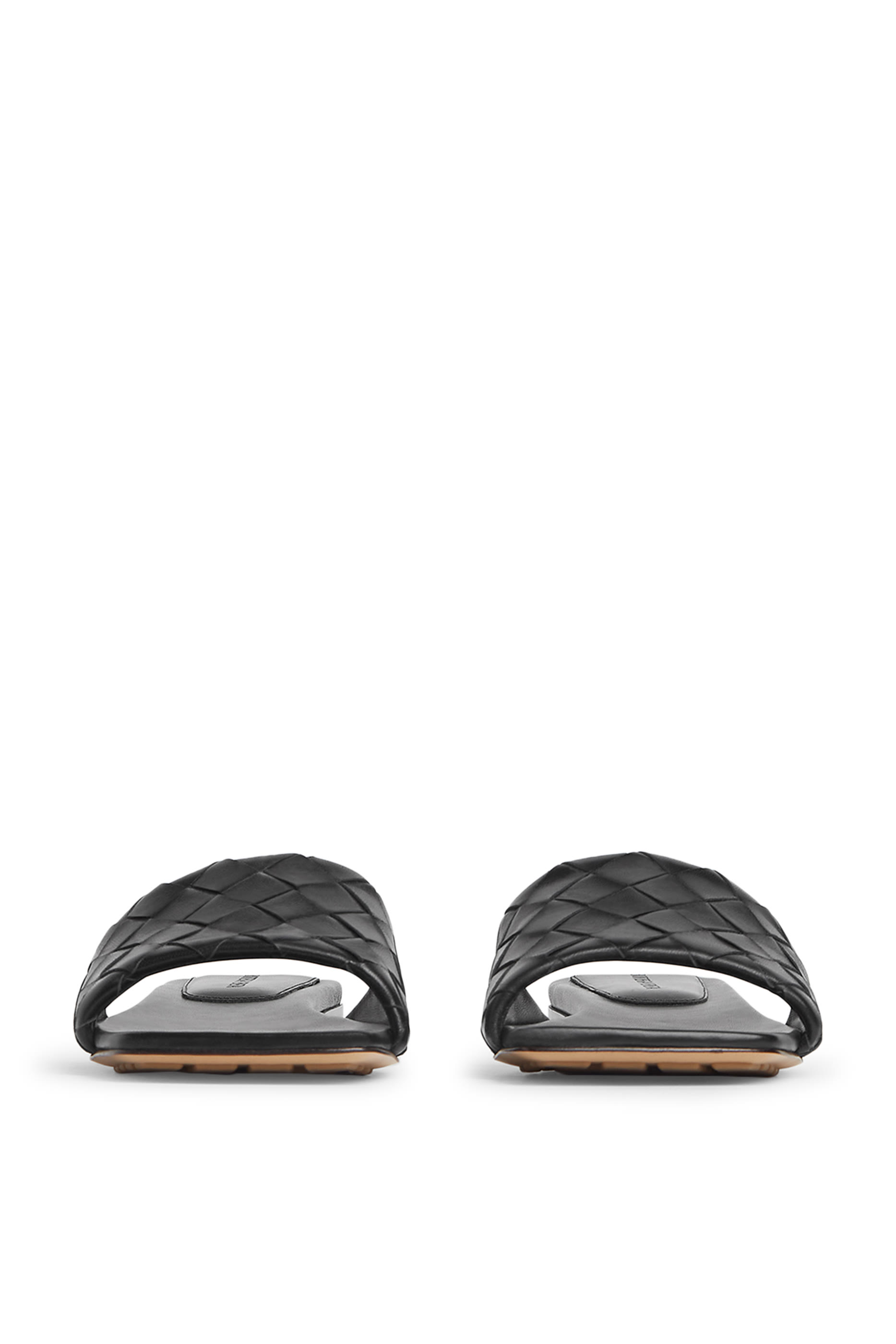 حذاء باركو مفتوح من الخلف بنعل مسطح