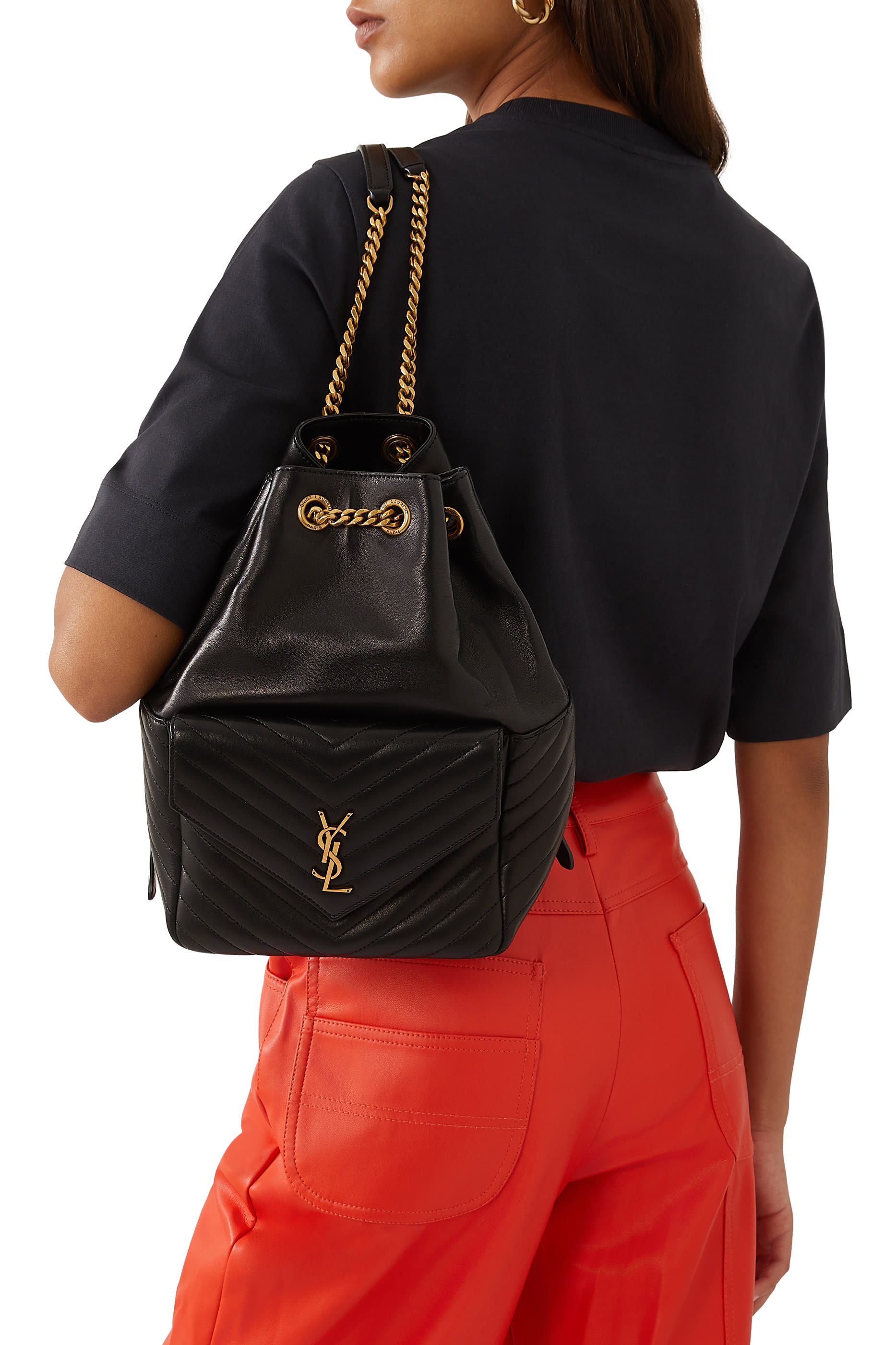 حقيبة ظهر جلد لامع