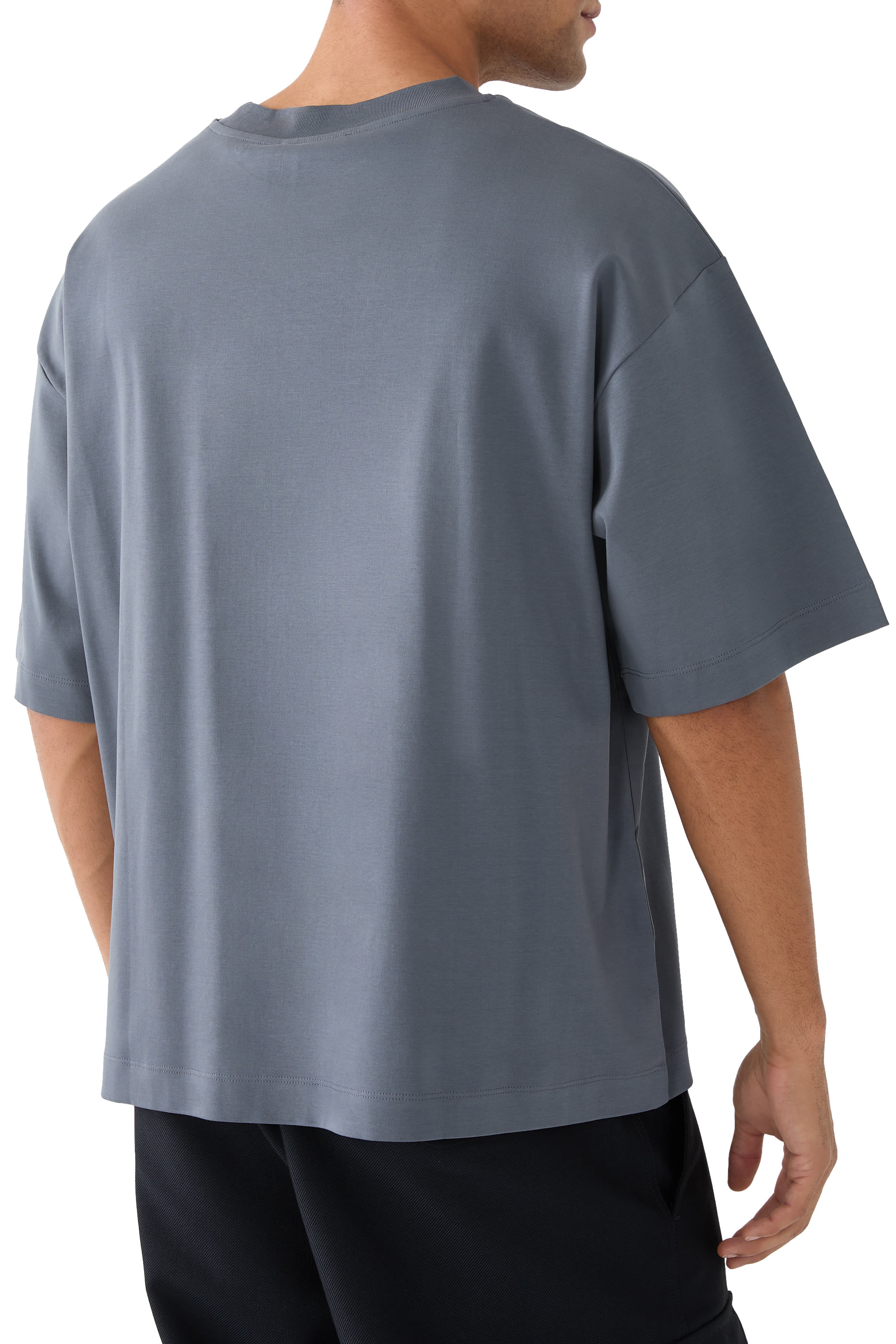 تيشيرت دي ان ايه فضفاض