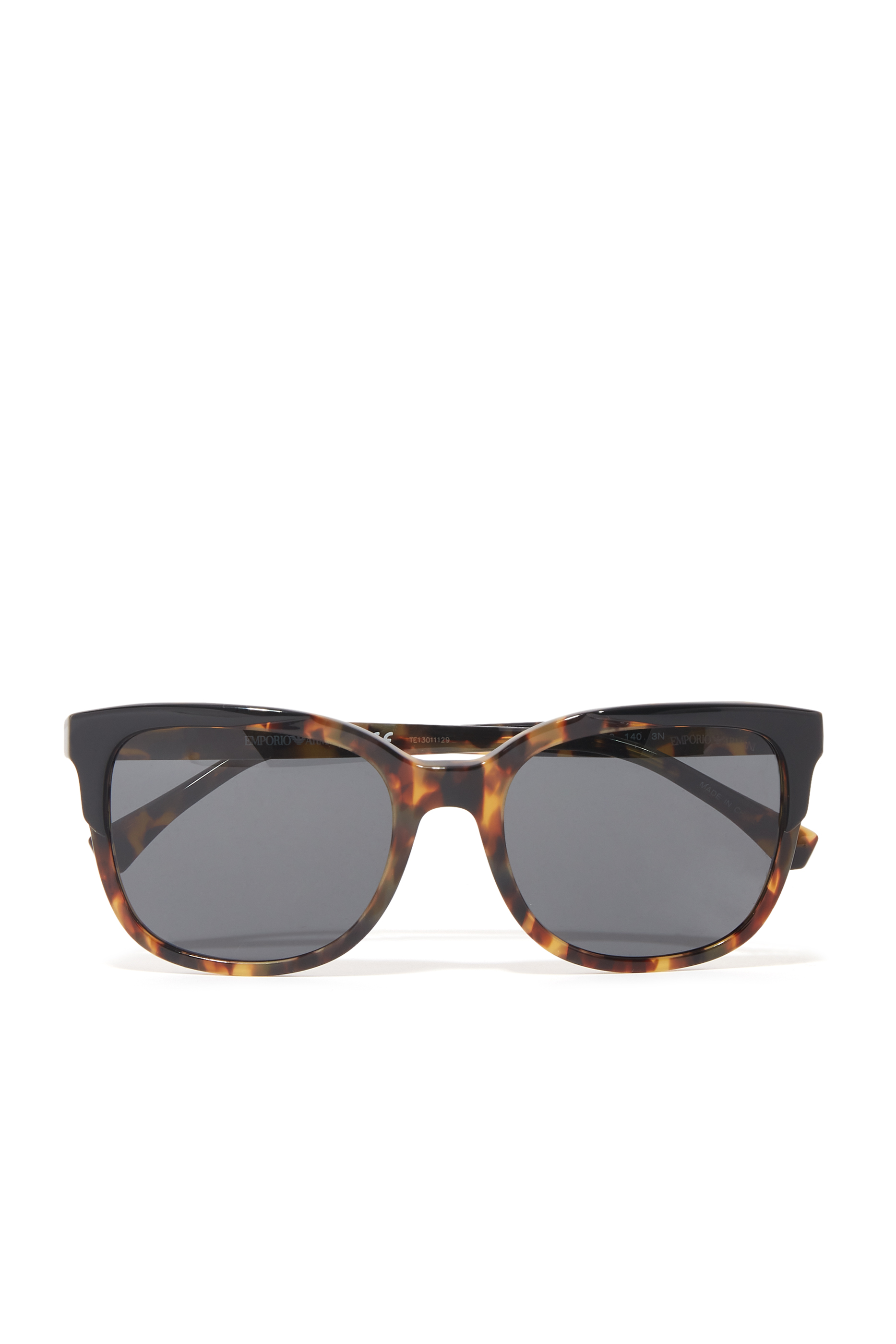 نظارة شمسية بتصميم عين القطة