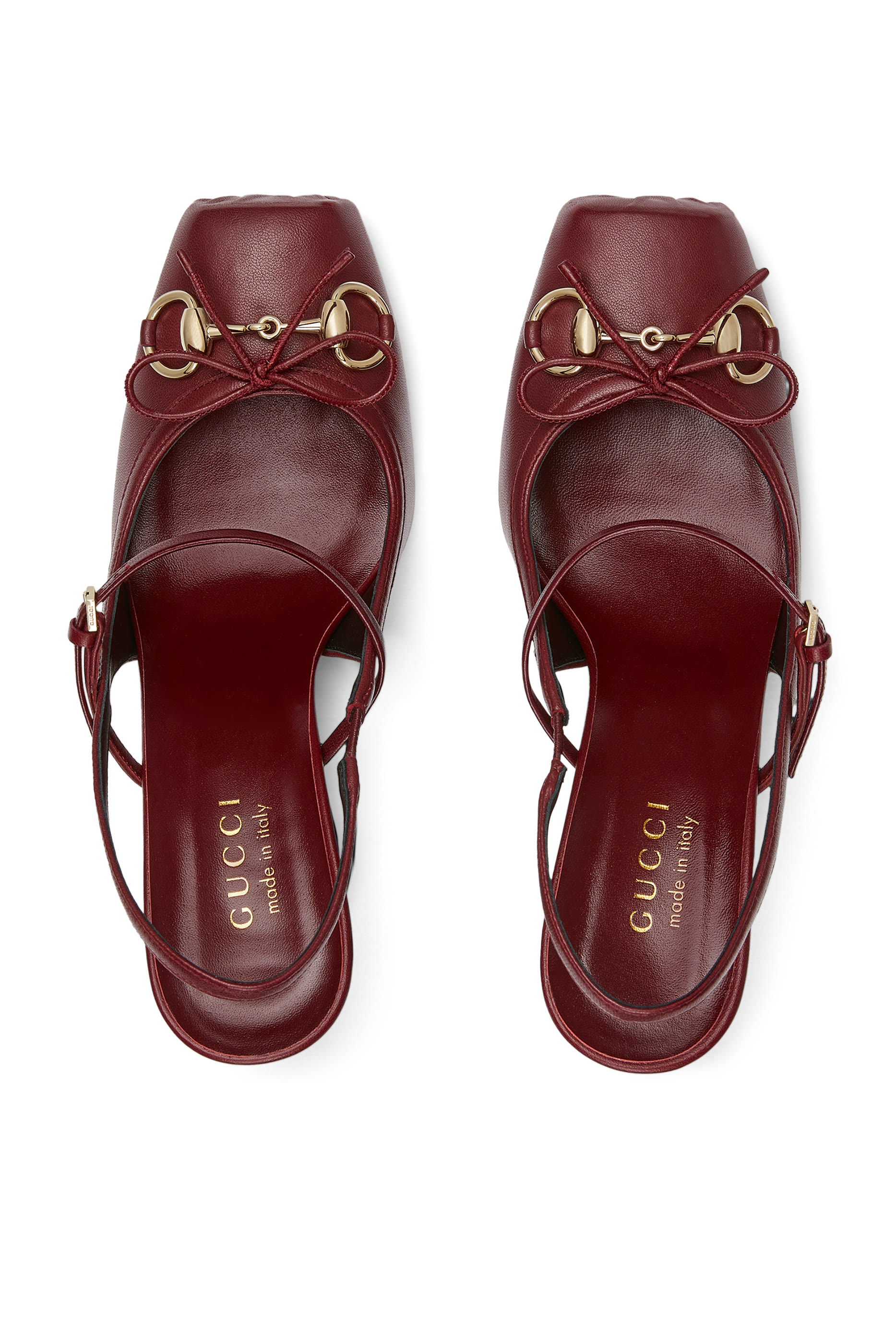 حذاء كلاسيكي 95 بسير خلفي وحلية لجام الحصان