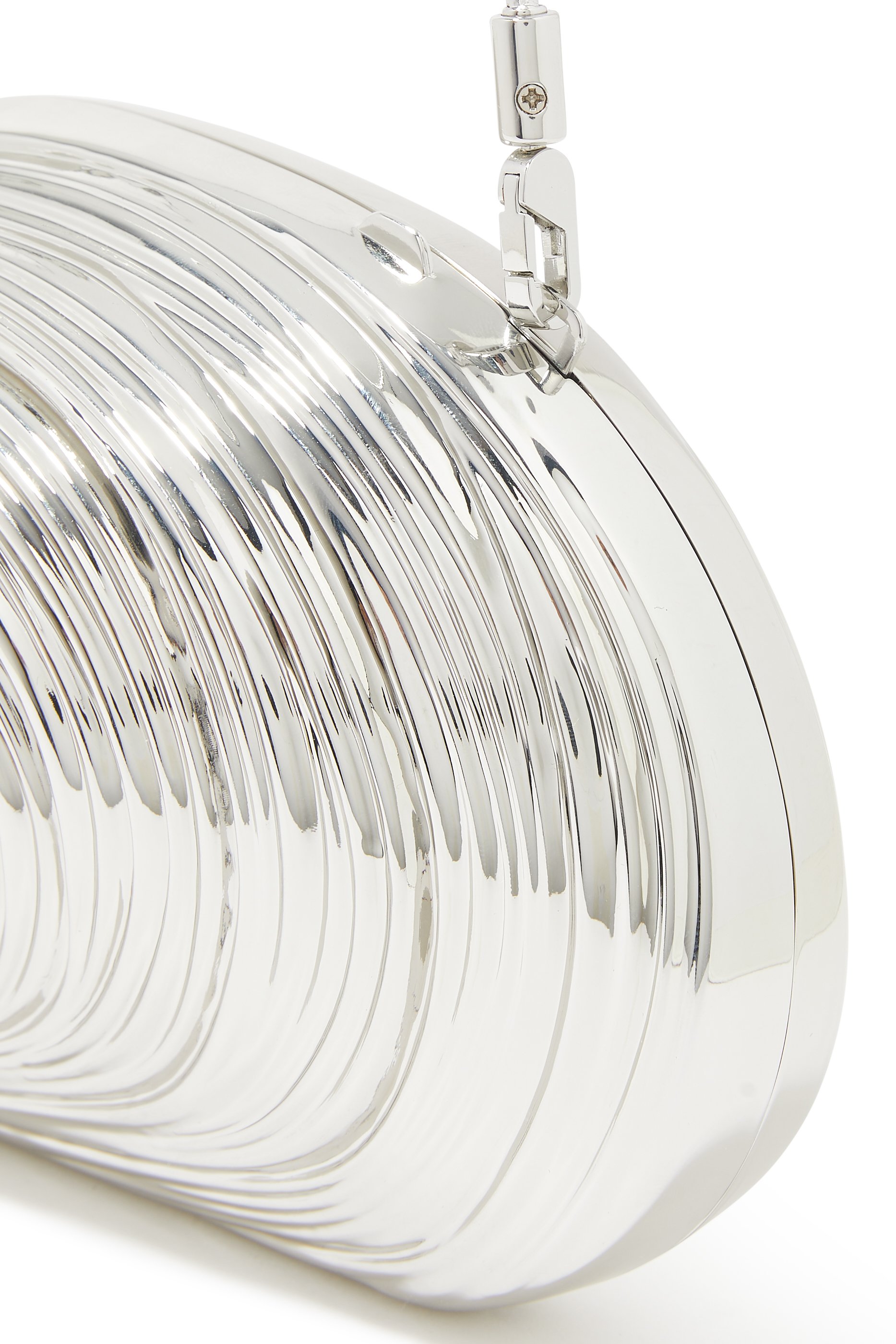 كلاتش بريدجت معدني بتصميم صدفة