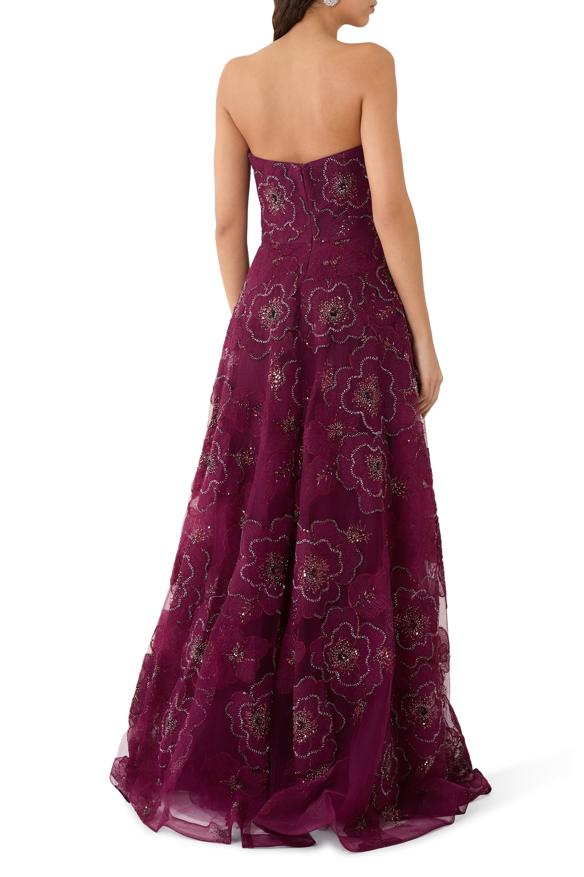 فستان سهرة بلا حمالات مزين بخرز وزهور بارزة الملمس