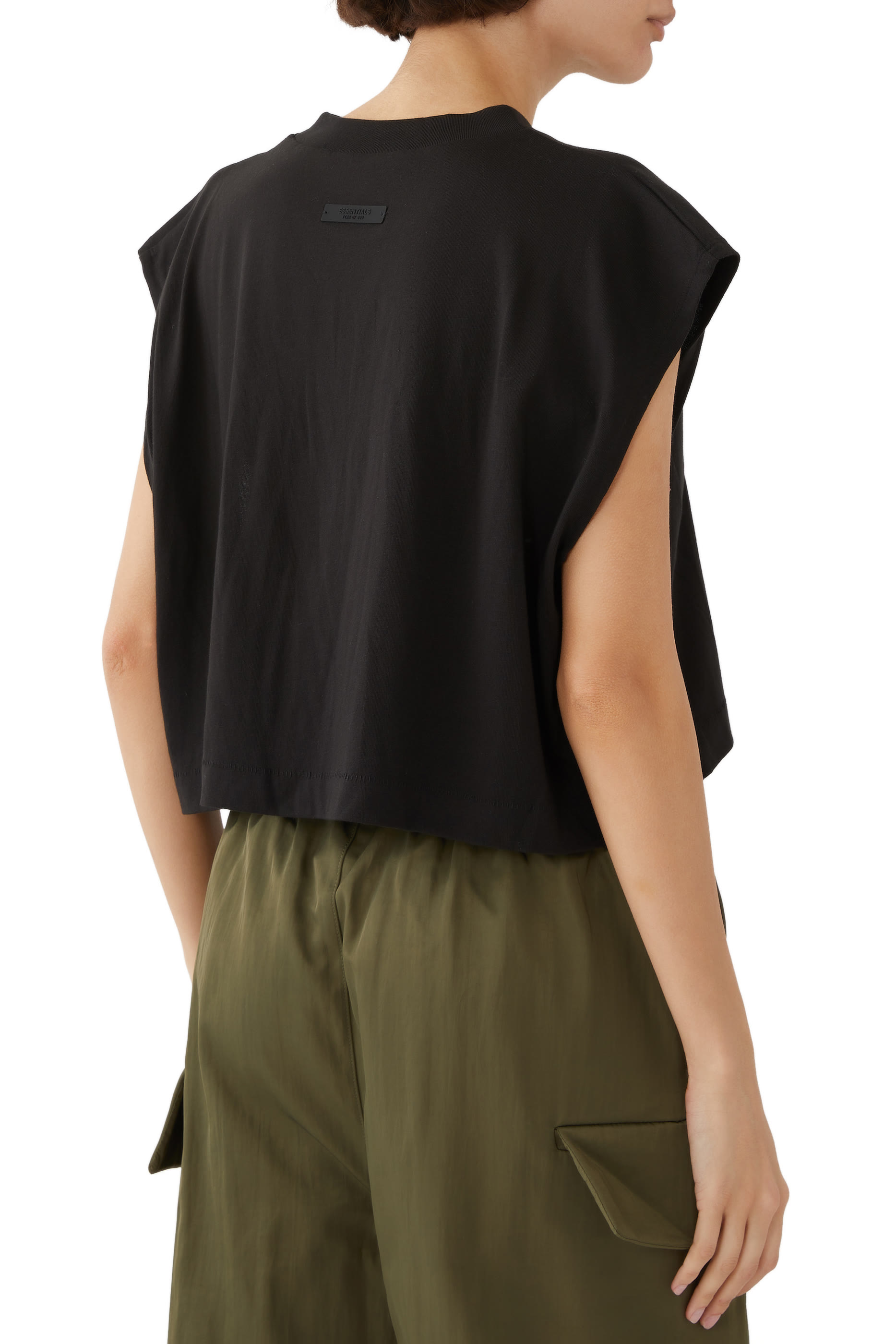 قميص ماسل قصير بمزيج ثلاثي