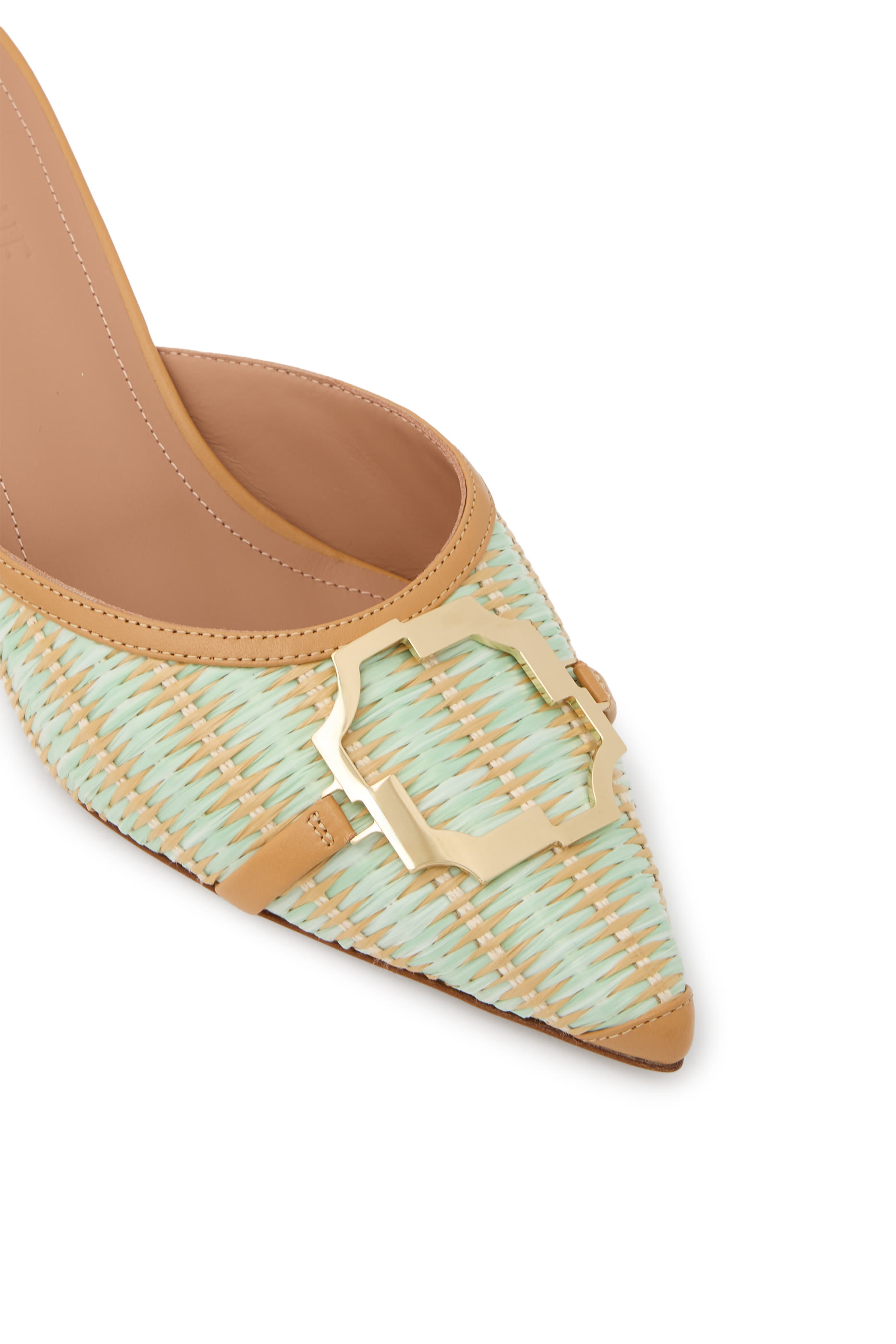 حذاء ميسي 45 مفتوح من الخلف