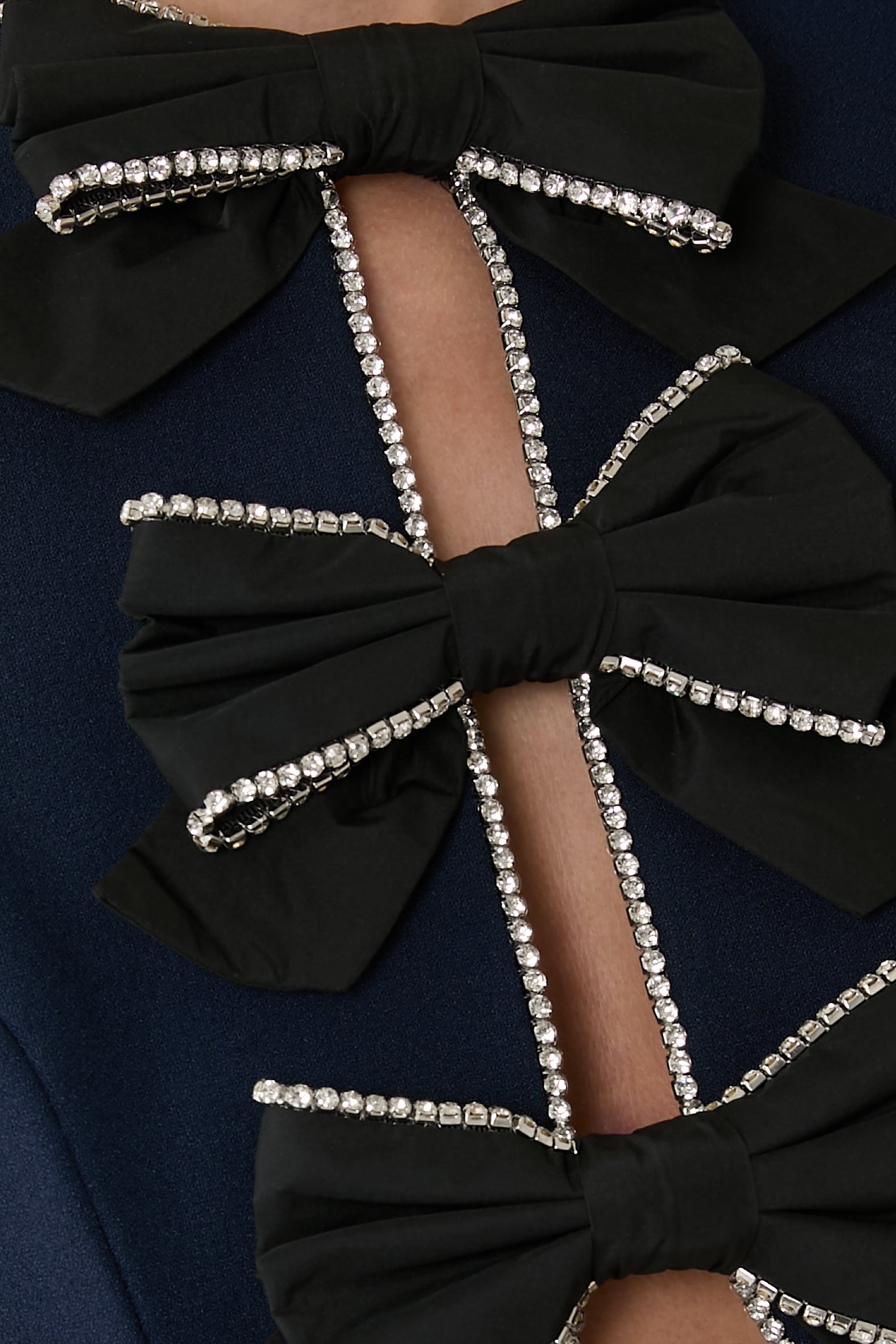 فستان نيمي متوسط الطول